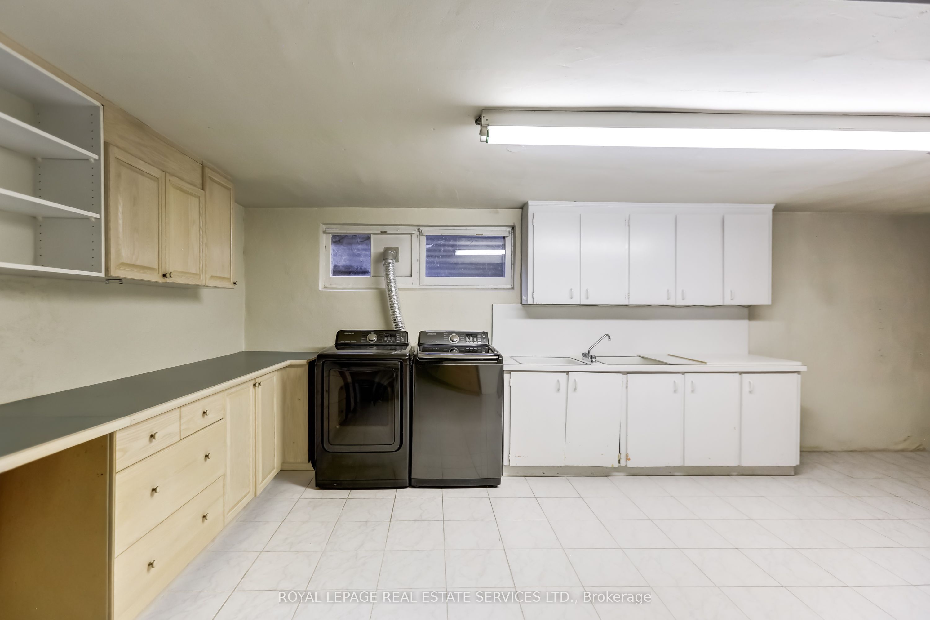 75 Ravensbourne Crescent Property Photo 42