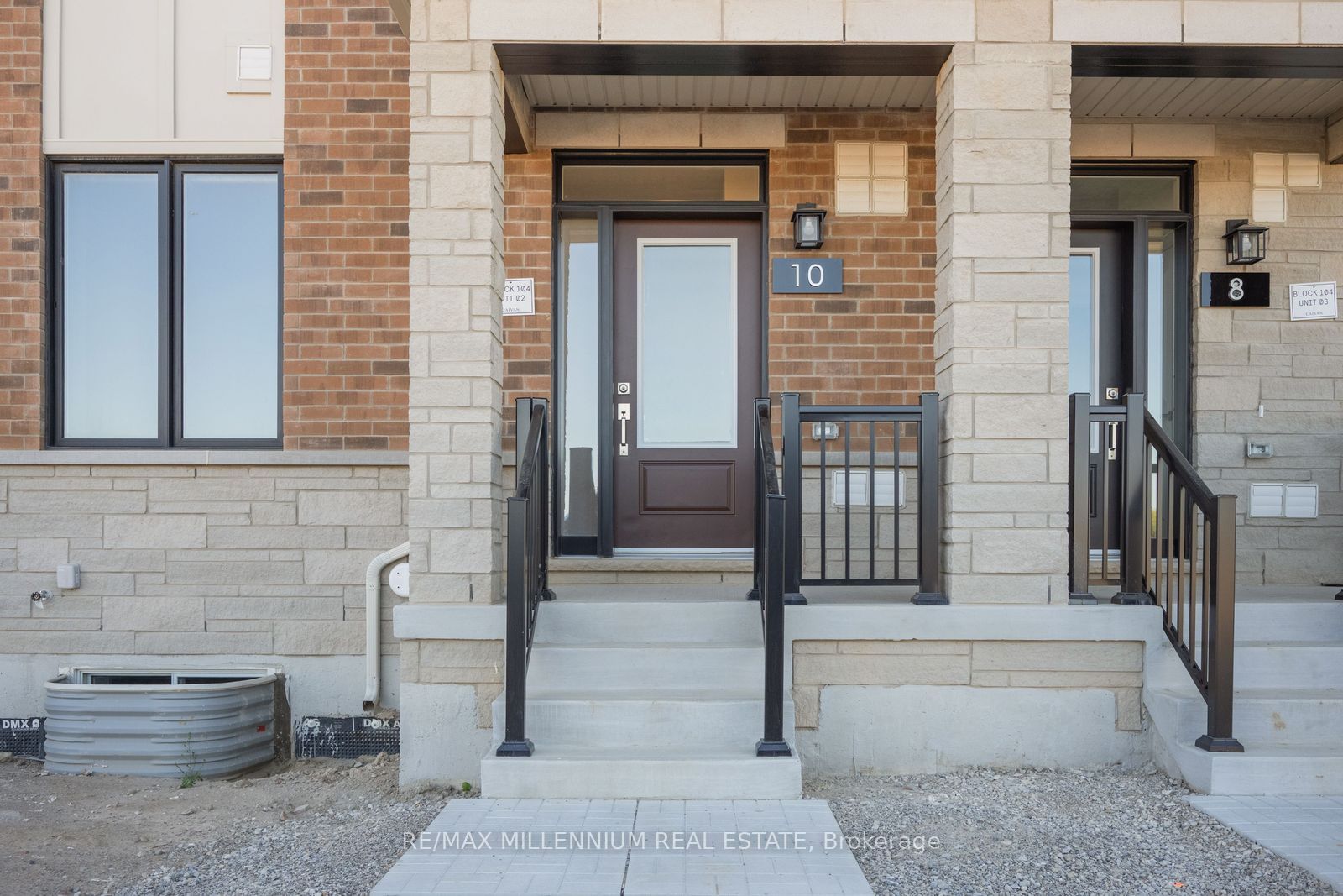 10 Thornbird Crescent Main Property Photo 1