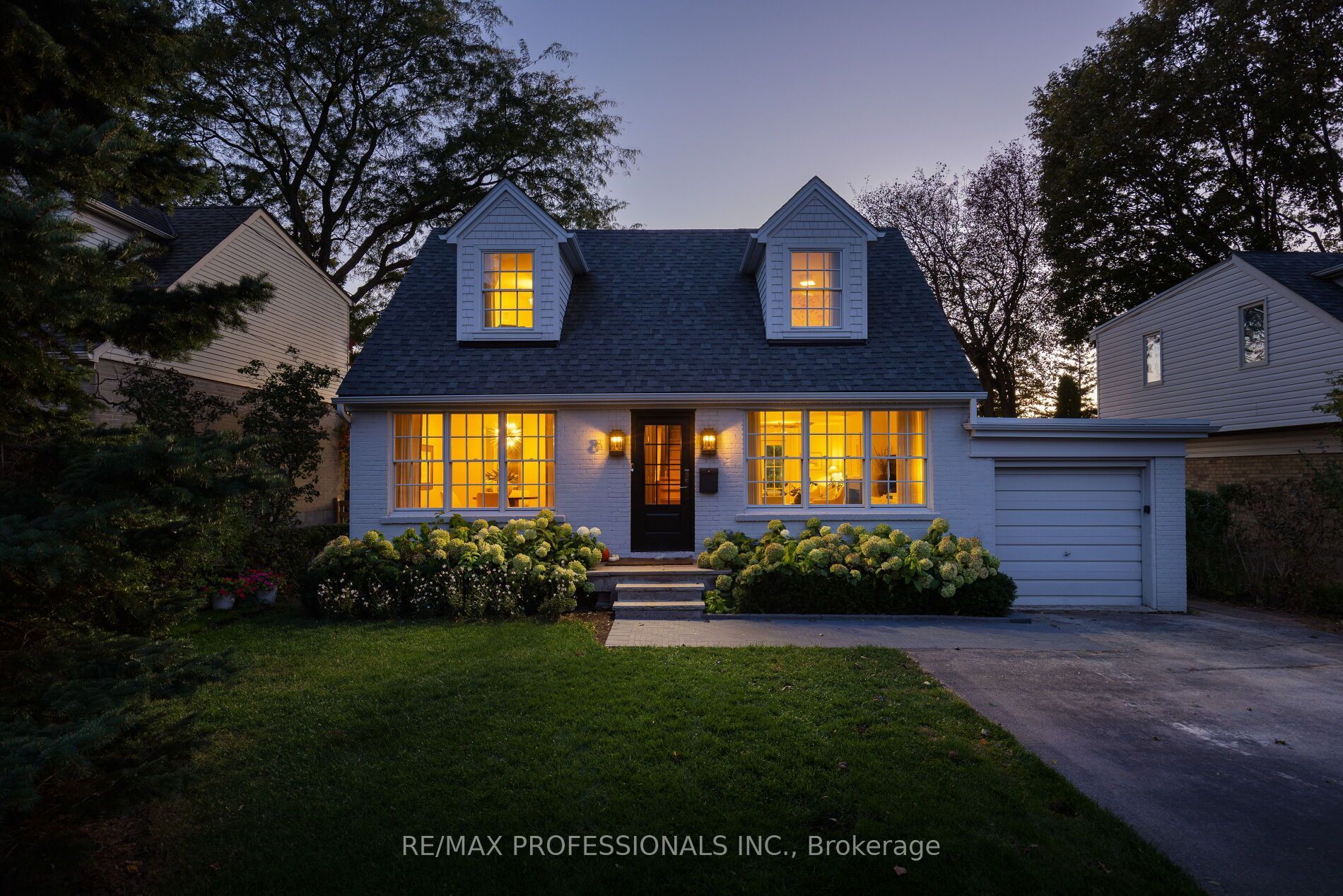 8 Glenn Murray Drive Property Photo 4