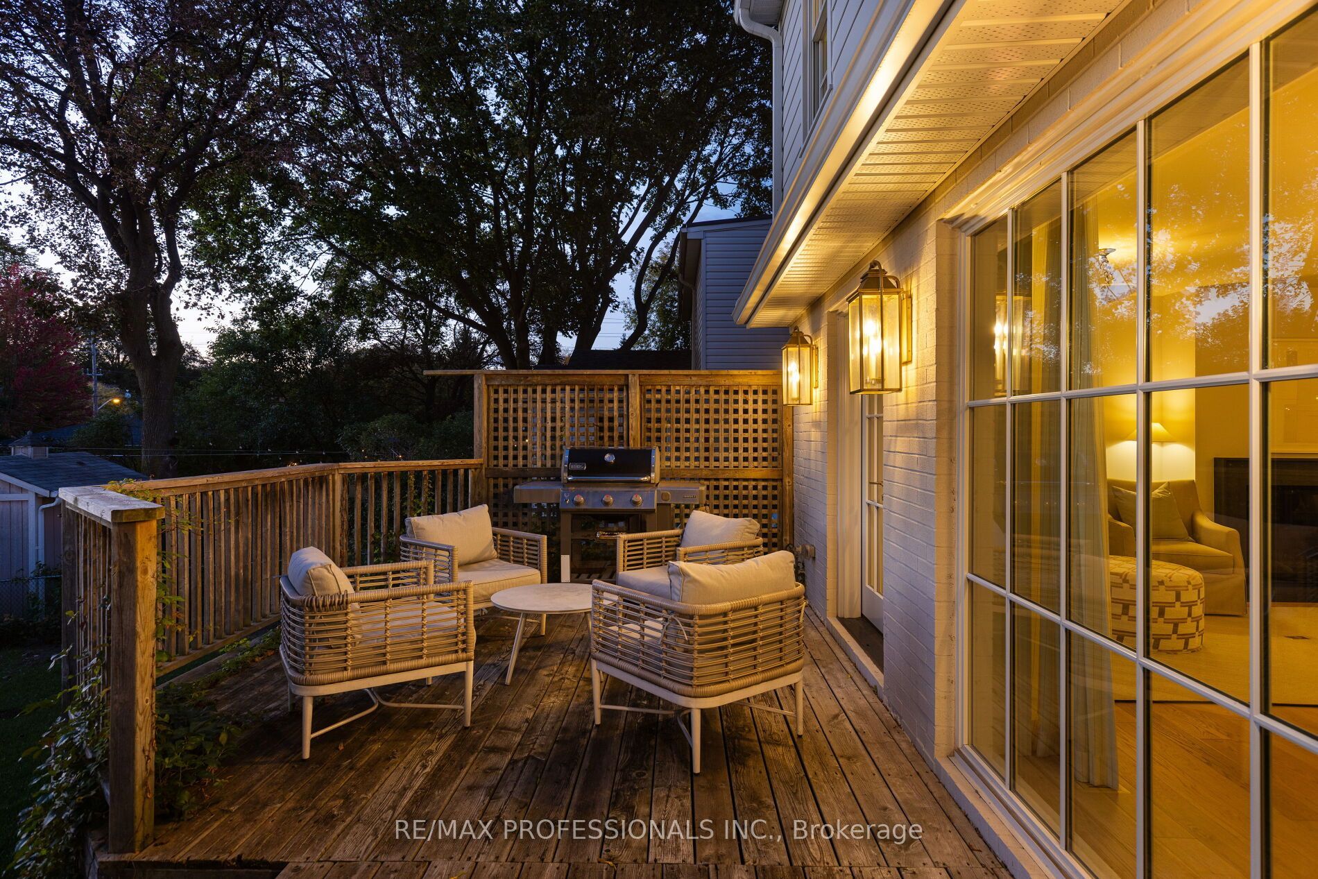 8 Glenn Murray Drive Property Photo 11