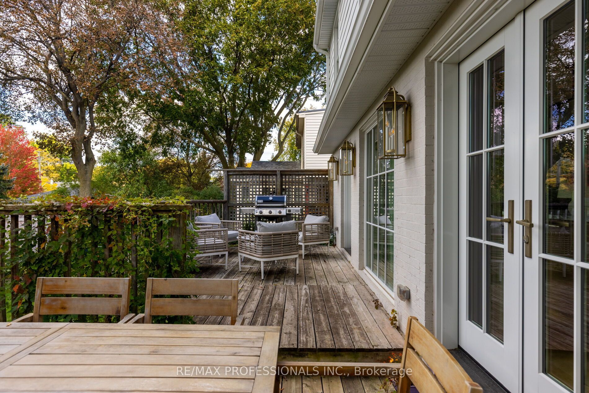 8 Glenn Murray Drive Property Photo 12
