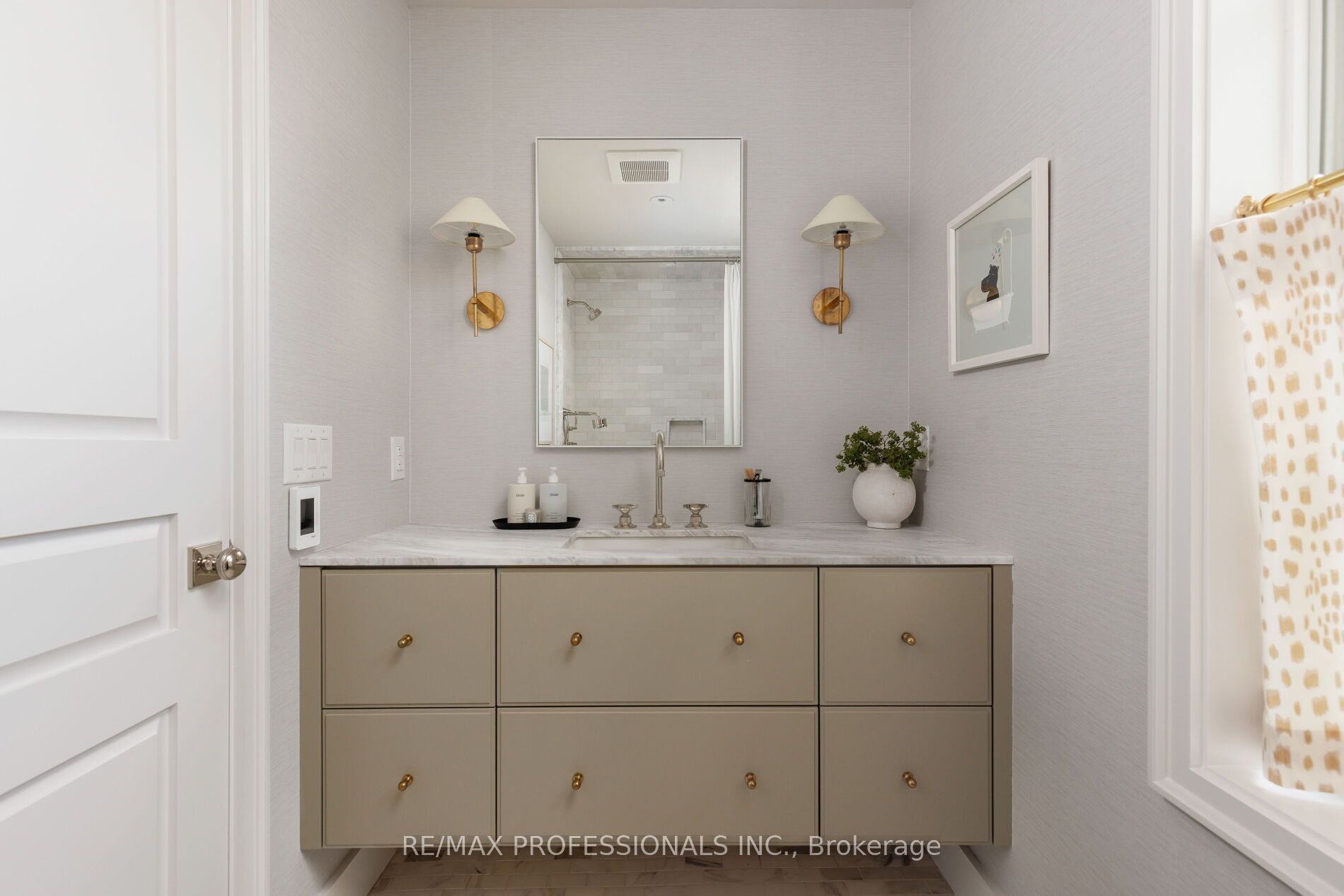 8 Glenn Murray Drive Property Photo 35