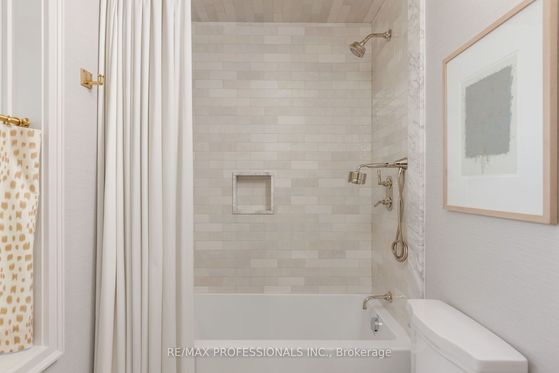 8 Glenn Murray Drive Property Photo 36