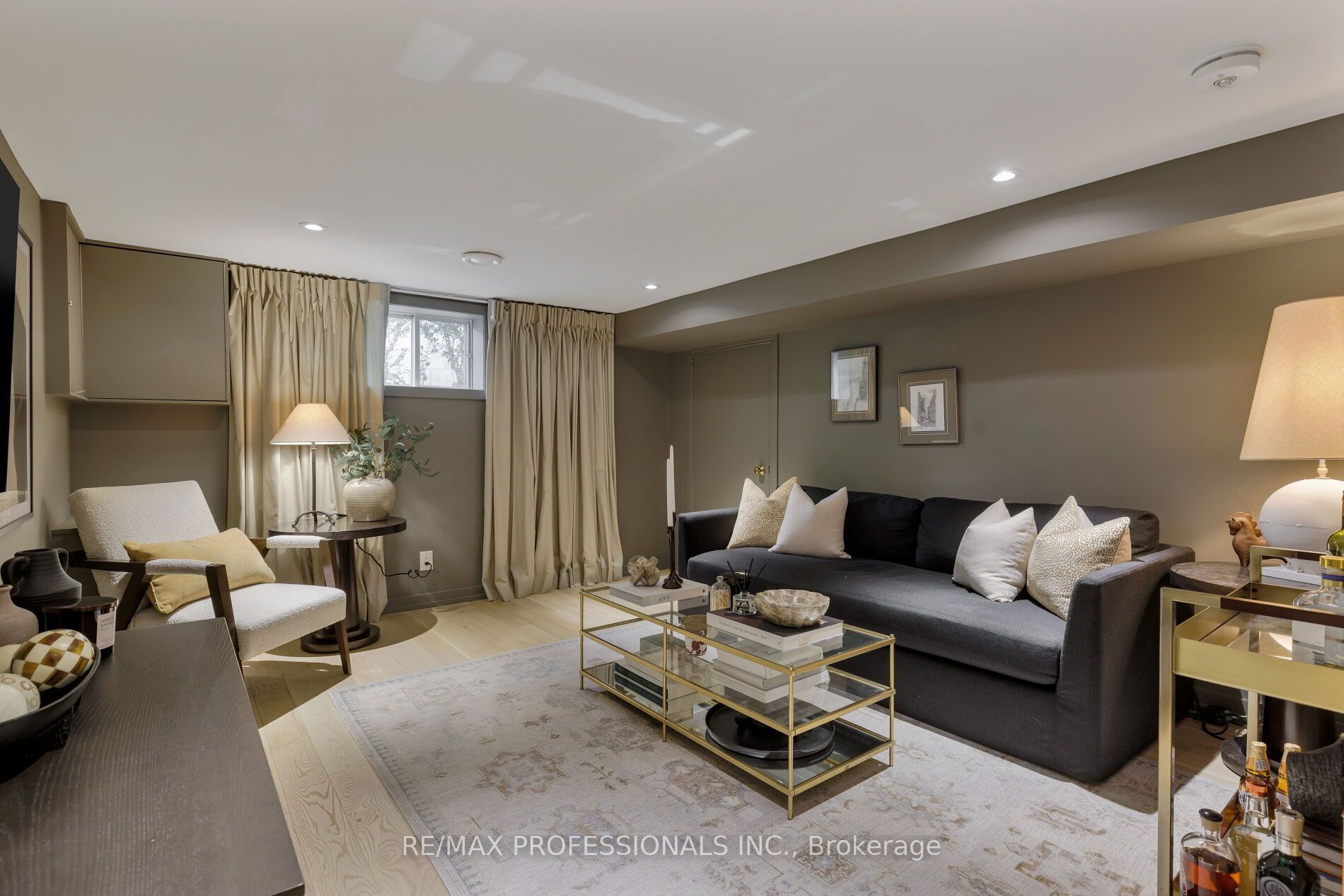 8 Glenn Murray Drive Property Photo 38