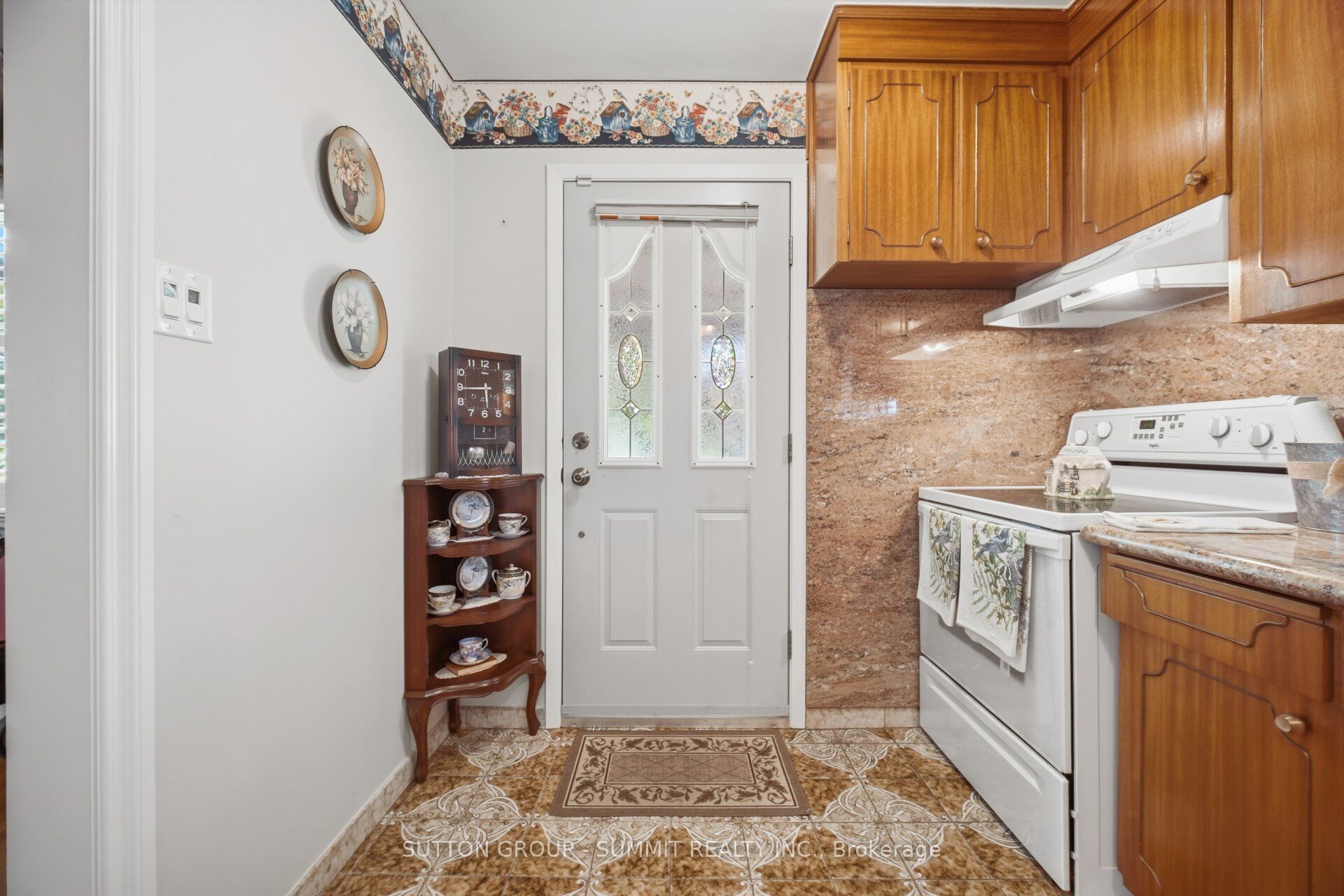 8 Woolton Crescent Property Photo 4