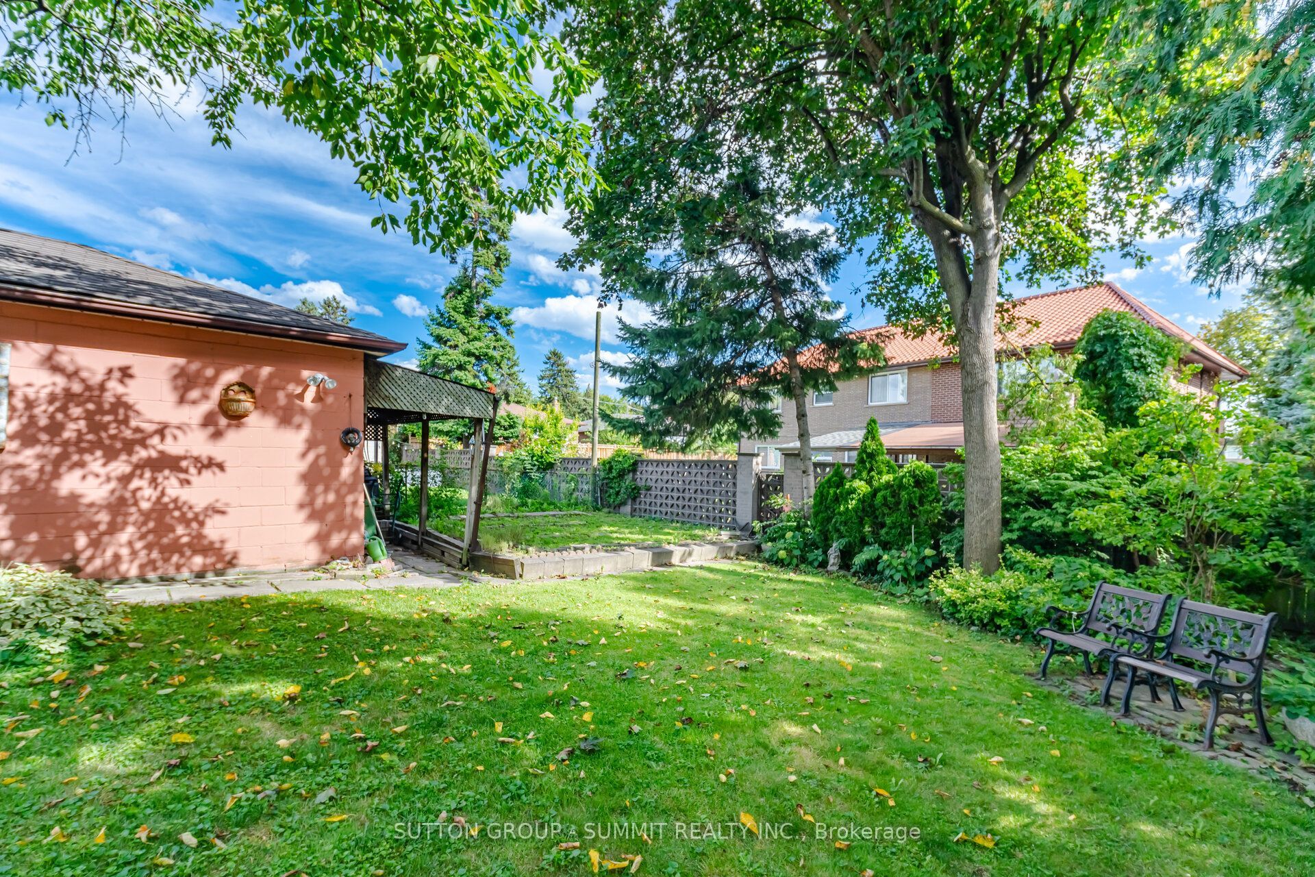 8 Woolton Crescent Property Photo 24