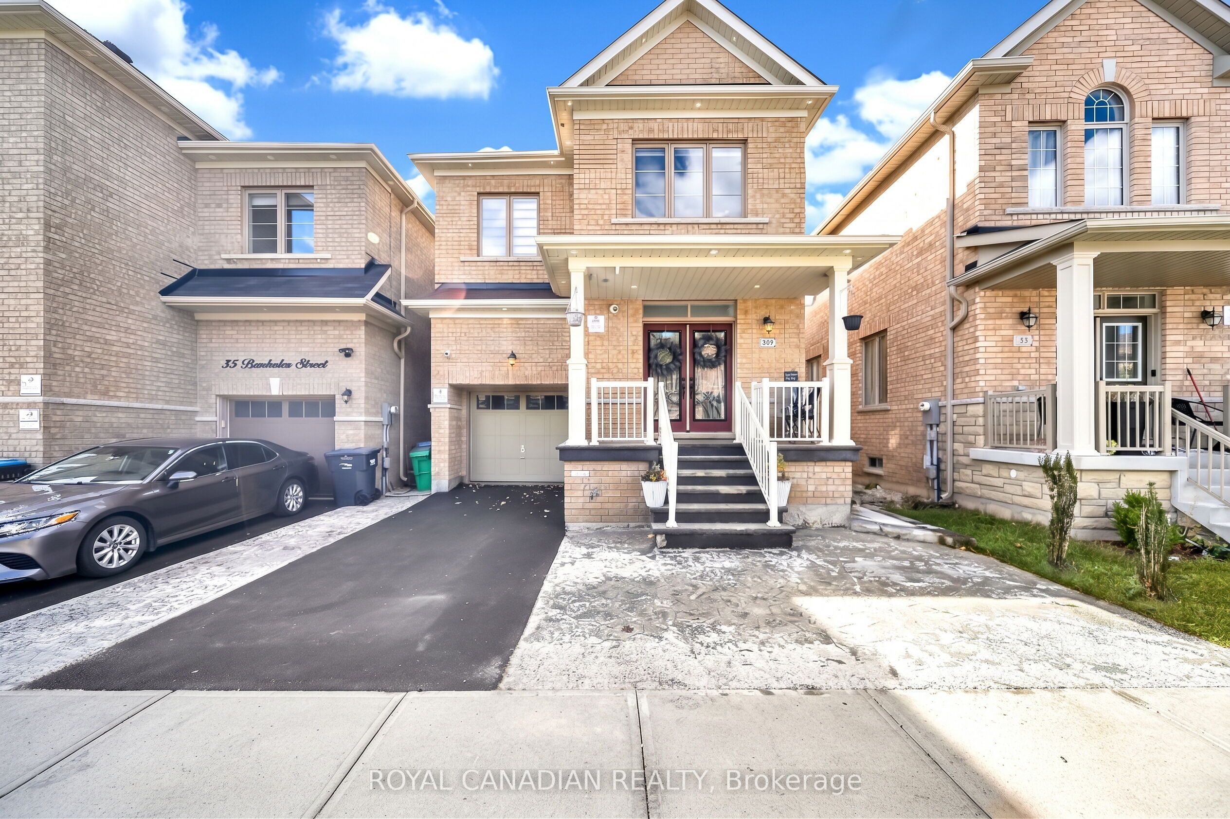 33 Bachelor Street Property Photo 3