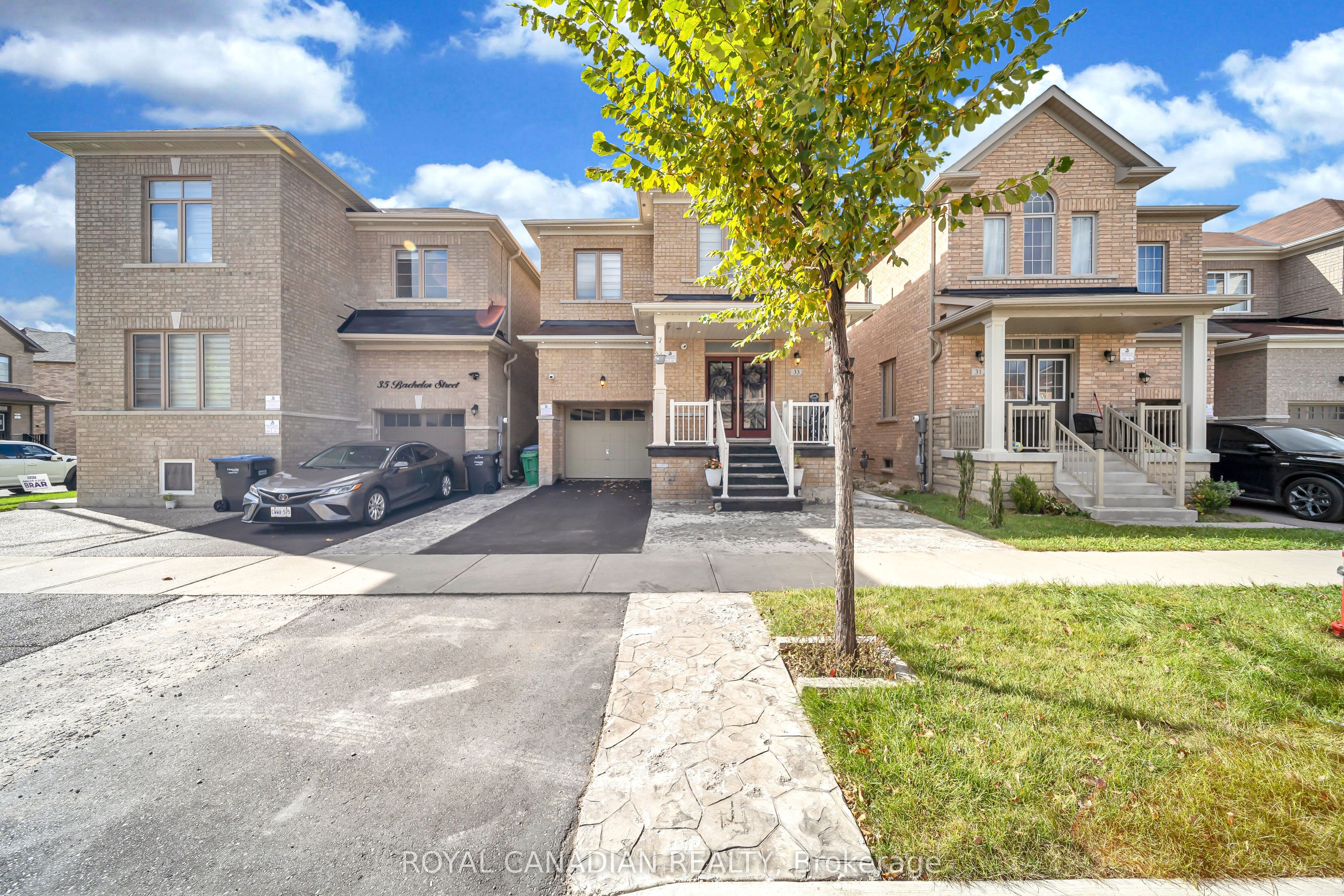 33 Bachelor Street Property Photo 4