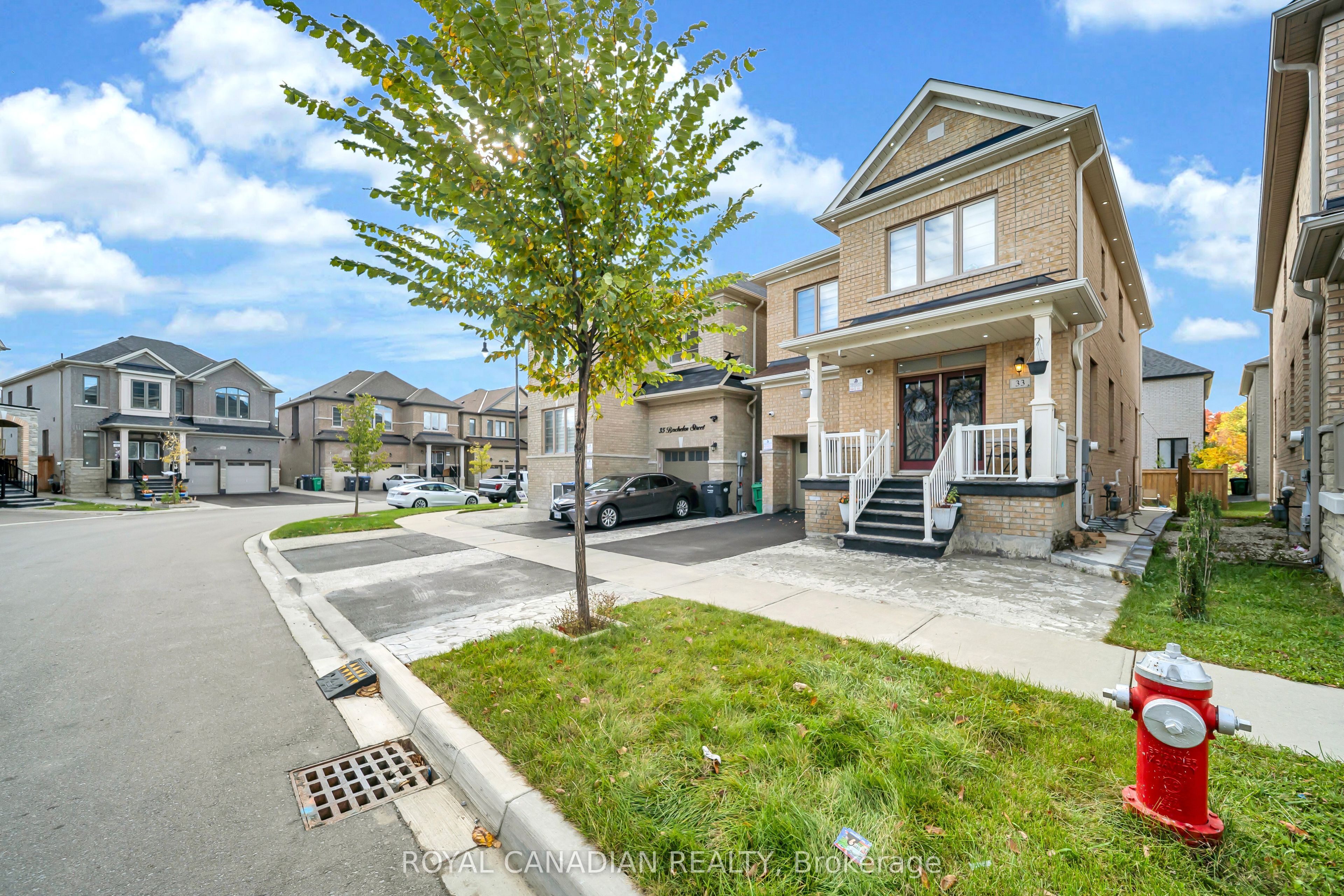 33 Bachelor Street Property Photo 5