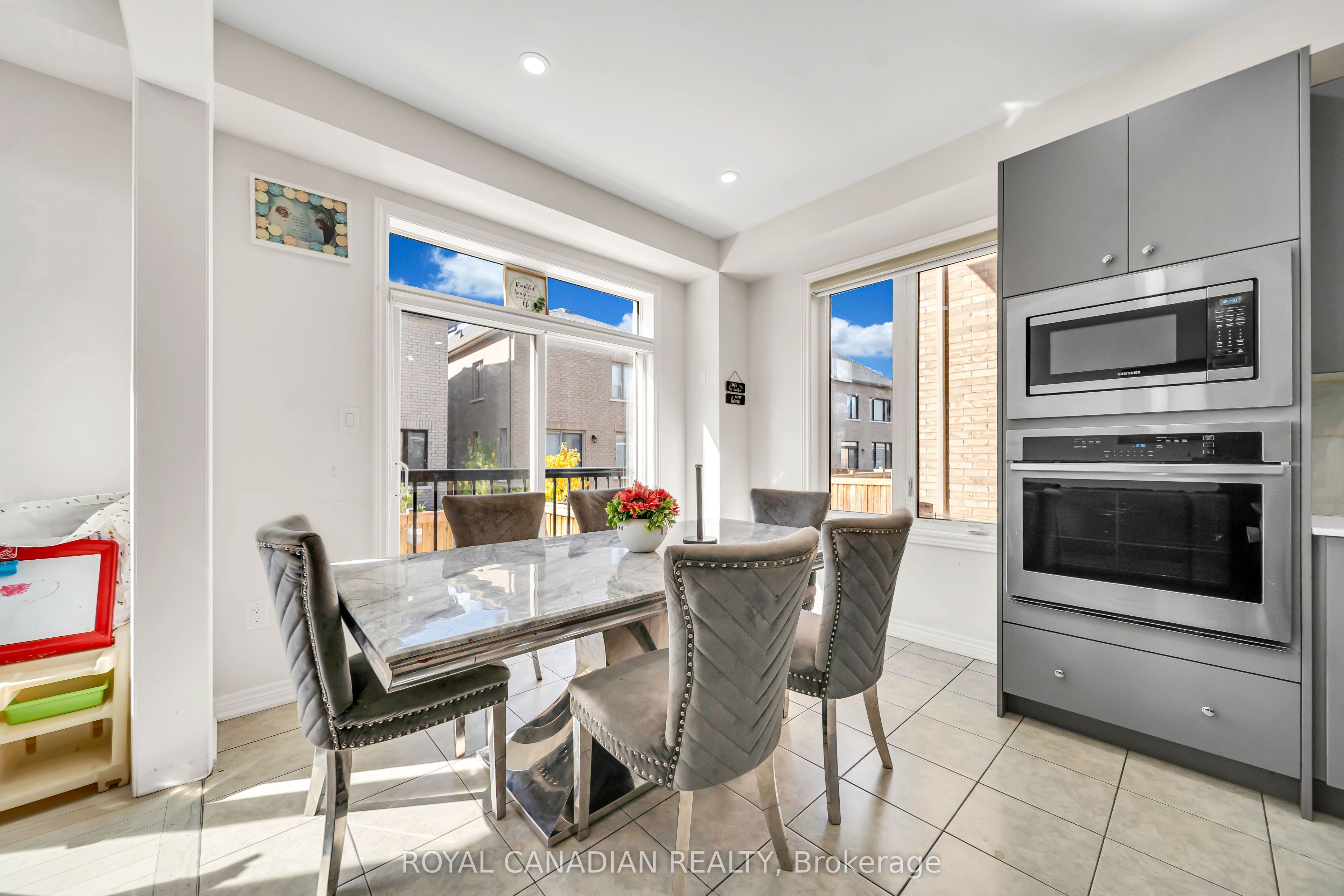 33 Bachelor Street Property Photo 23