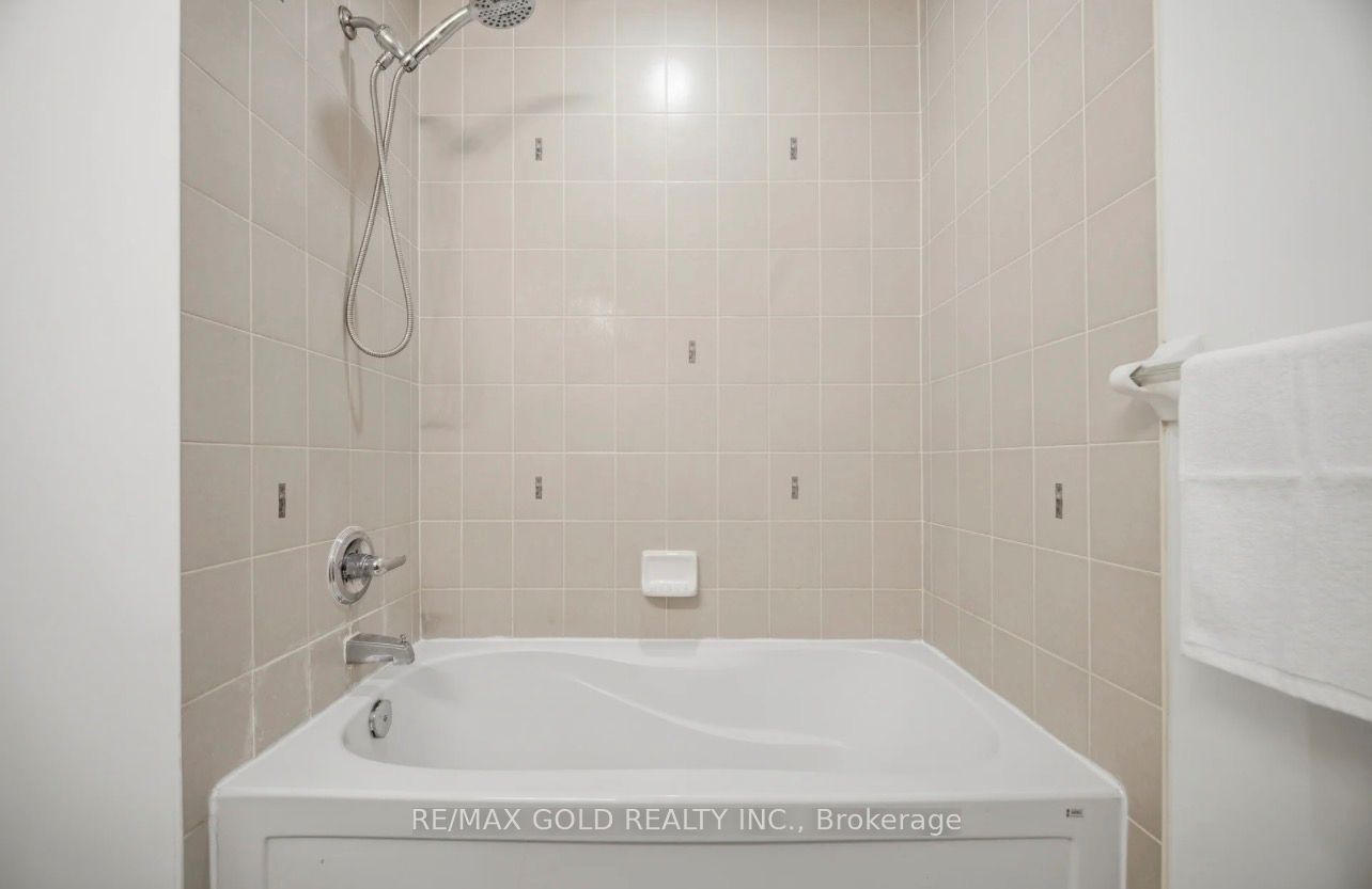45 Biddens Square Property Photo 20