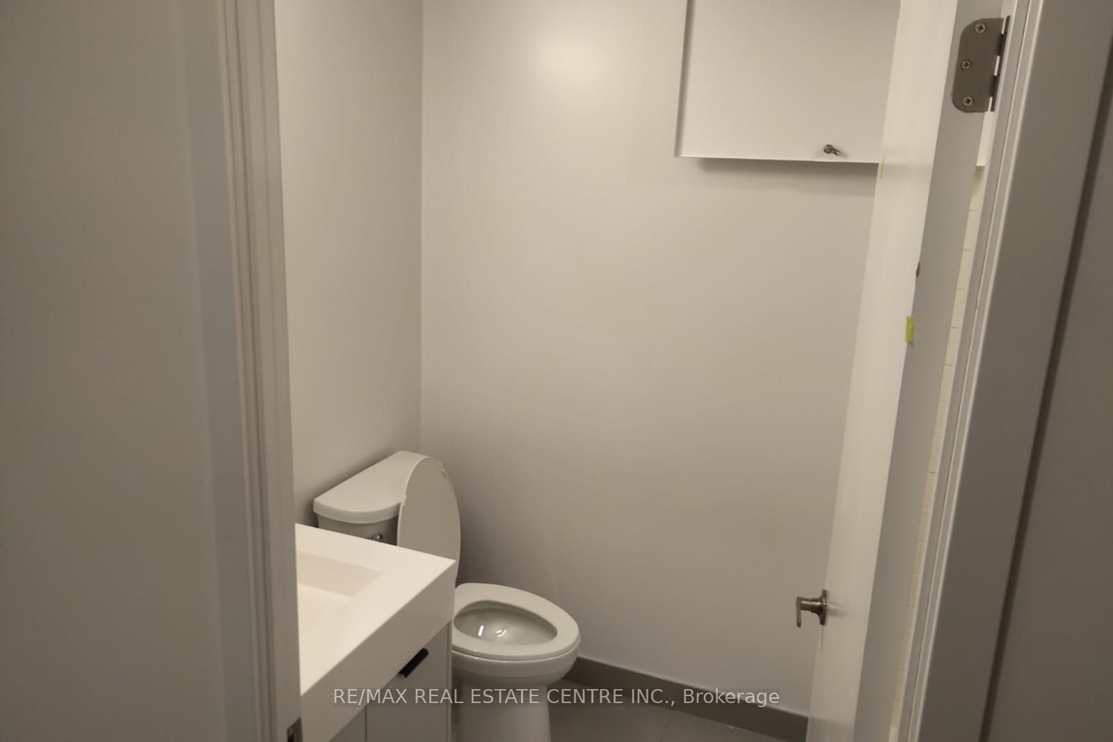 57 Brock Avenue 514 Property Photo 19