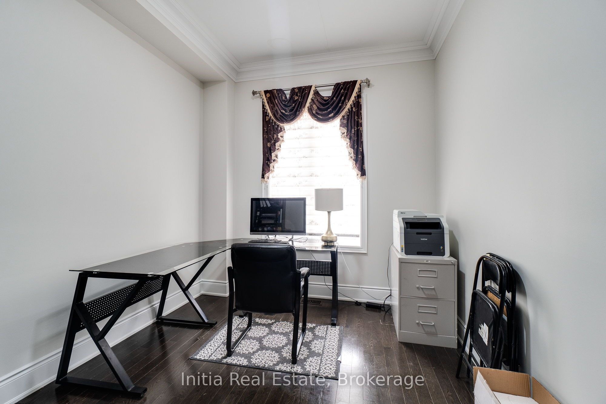 12 Erintown Crescent S Property Photo 13