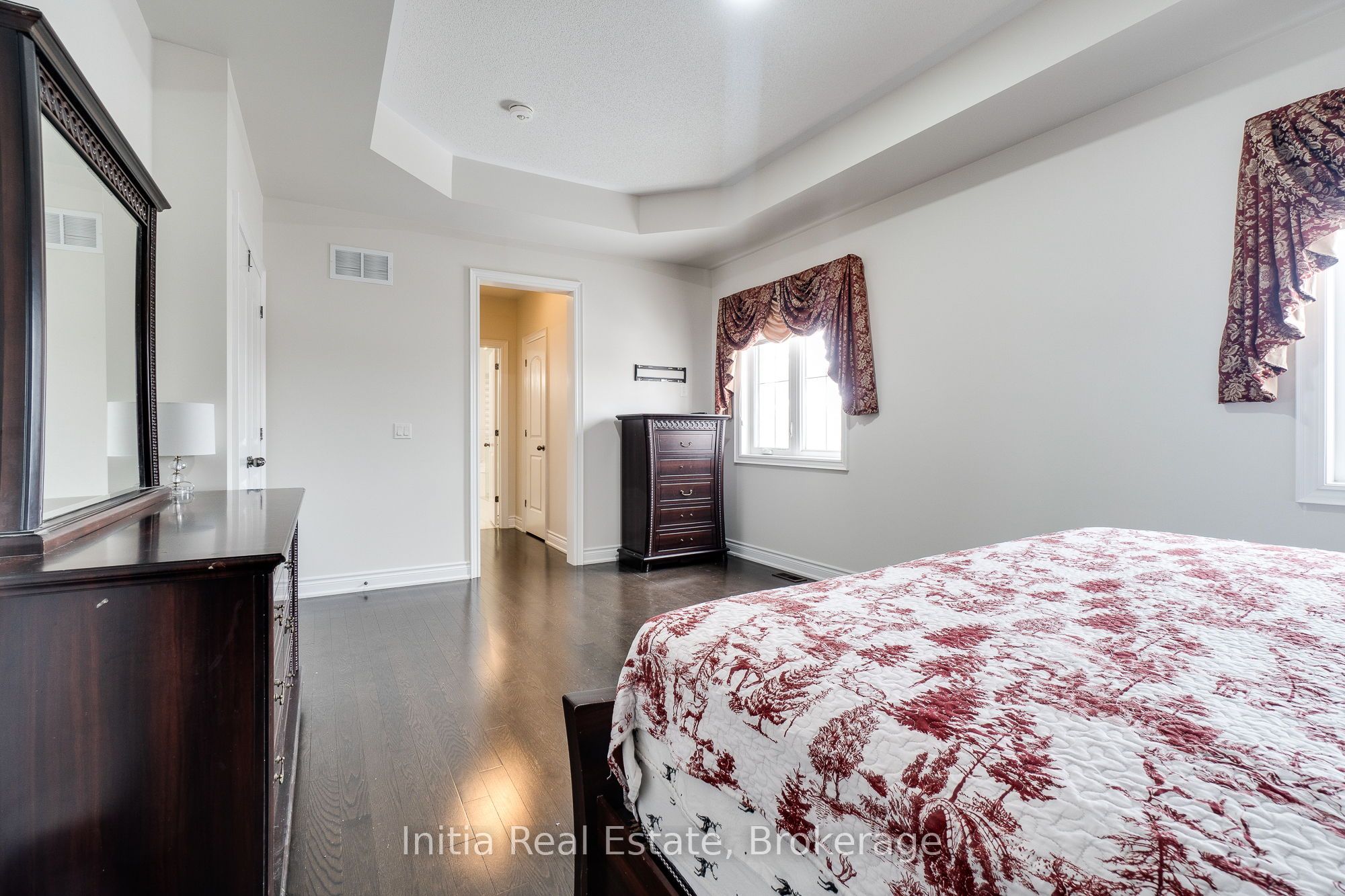 12 Erintown Crescent S Property Photo 19