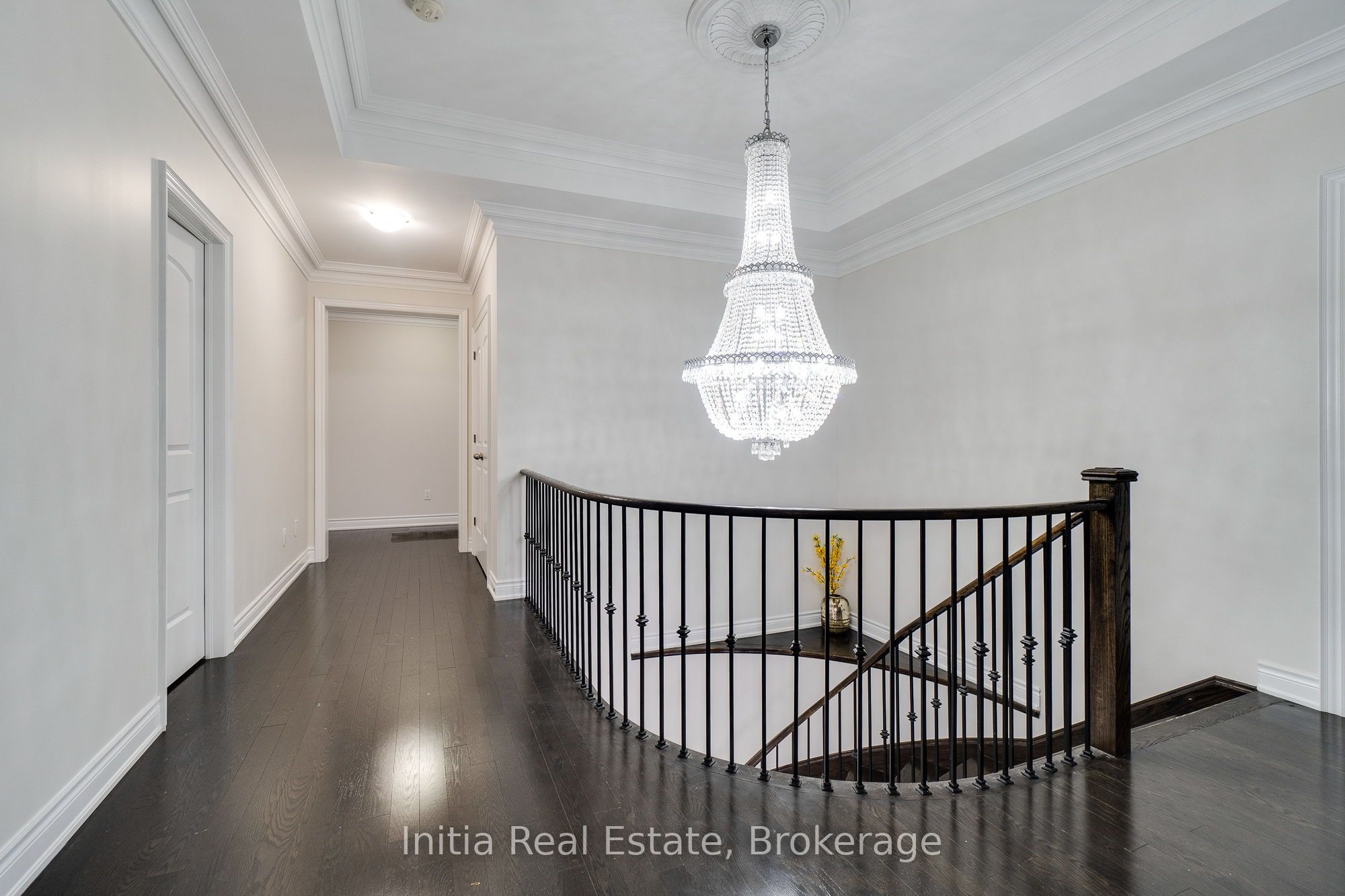 12 Erintown Crescent S Property Photo 30