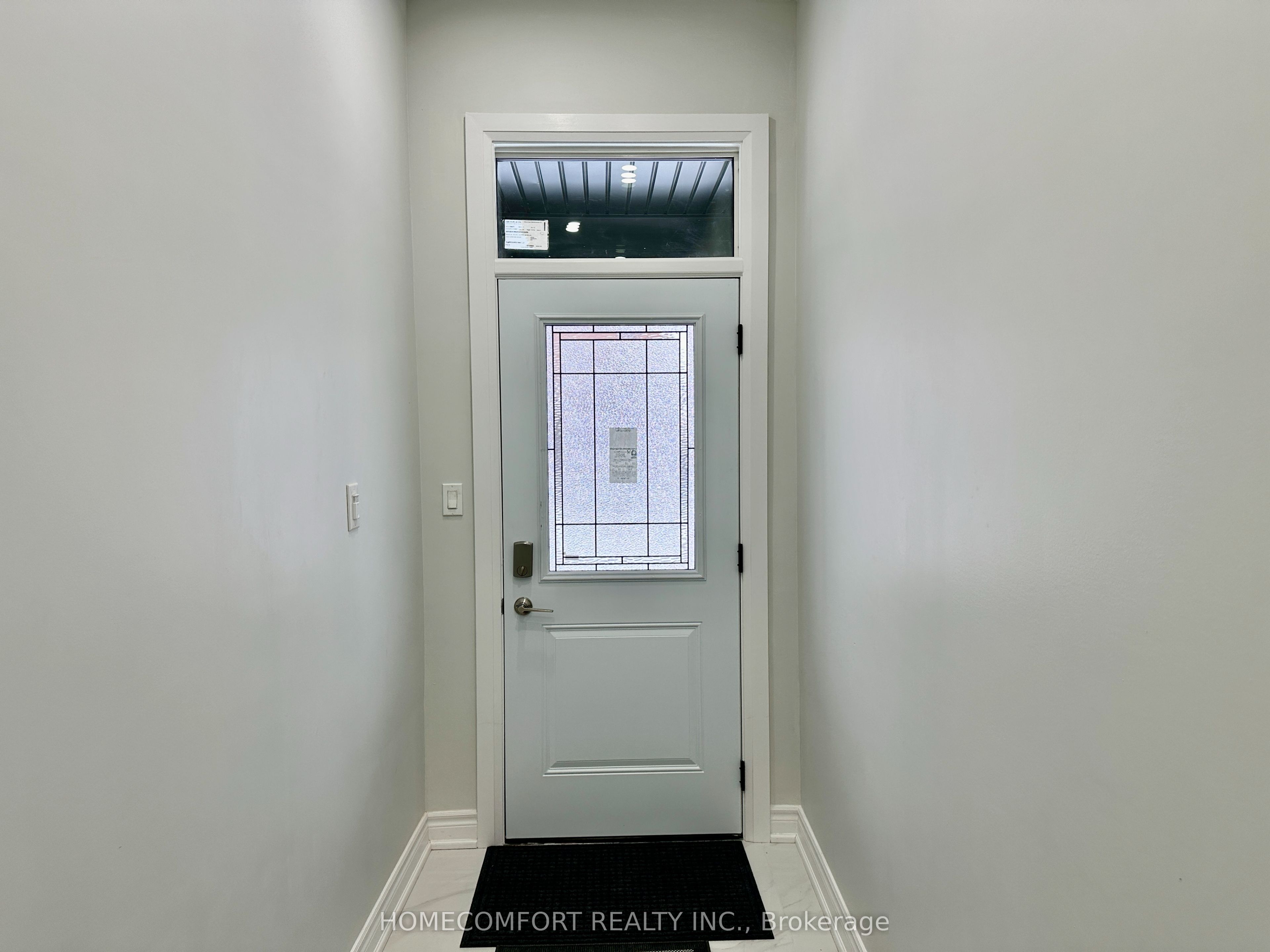 211 Osler Street Upper Property Photo 22