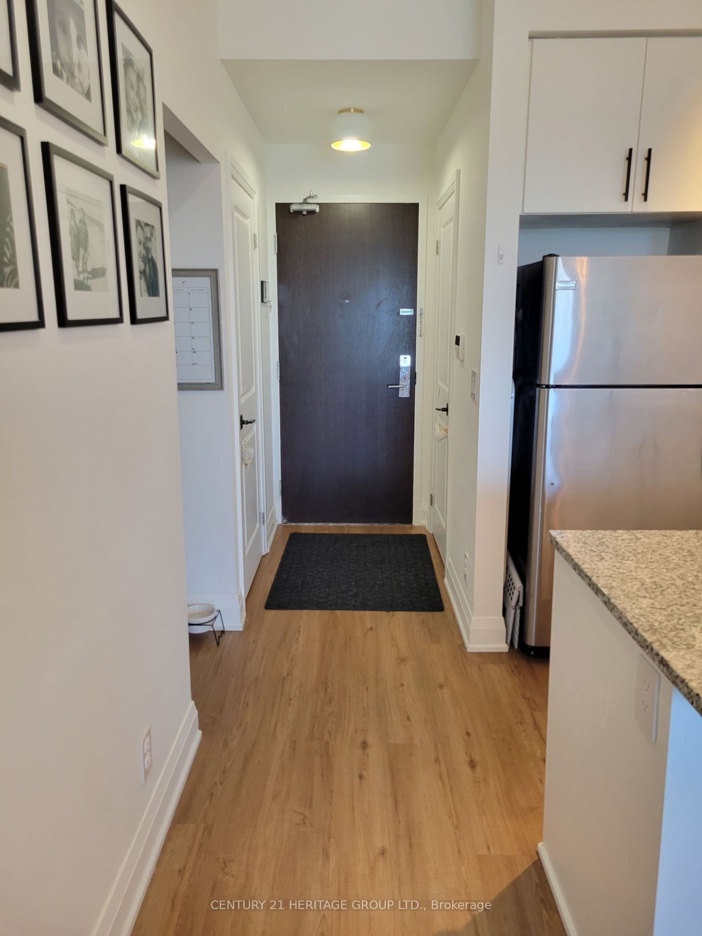 1185 The Queensway Avenue 1017 Property Photo 23