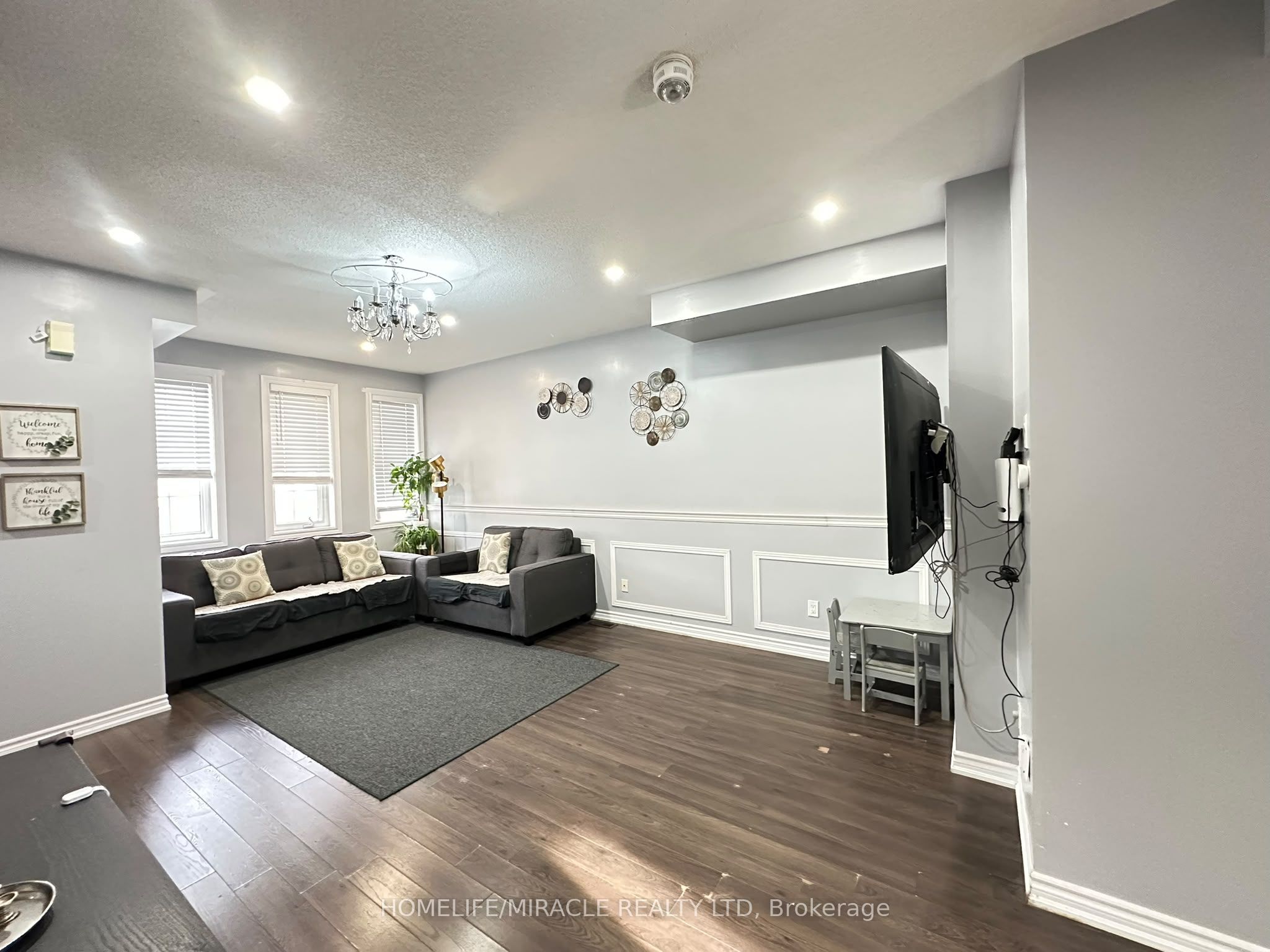 22 Hobart Gardens Property Photo 6