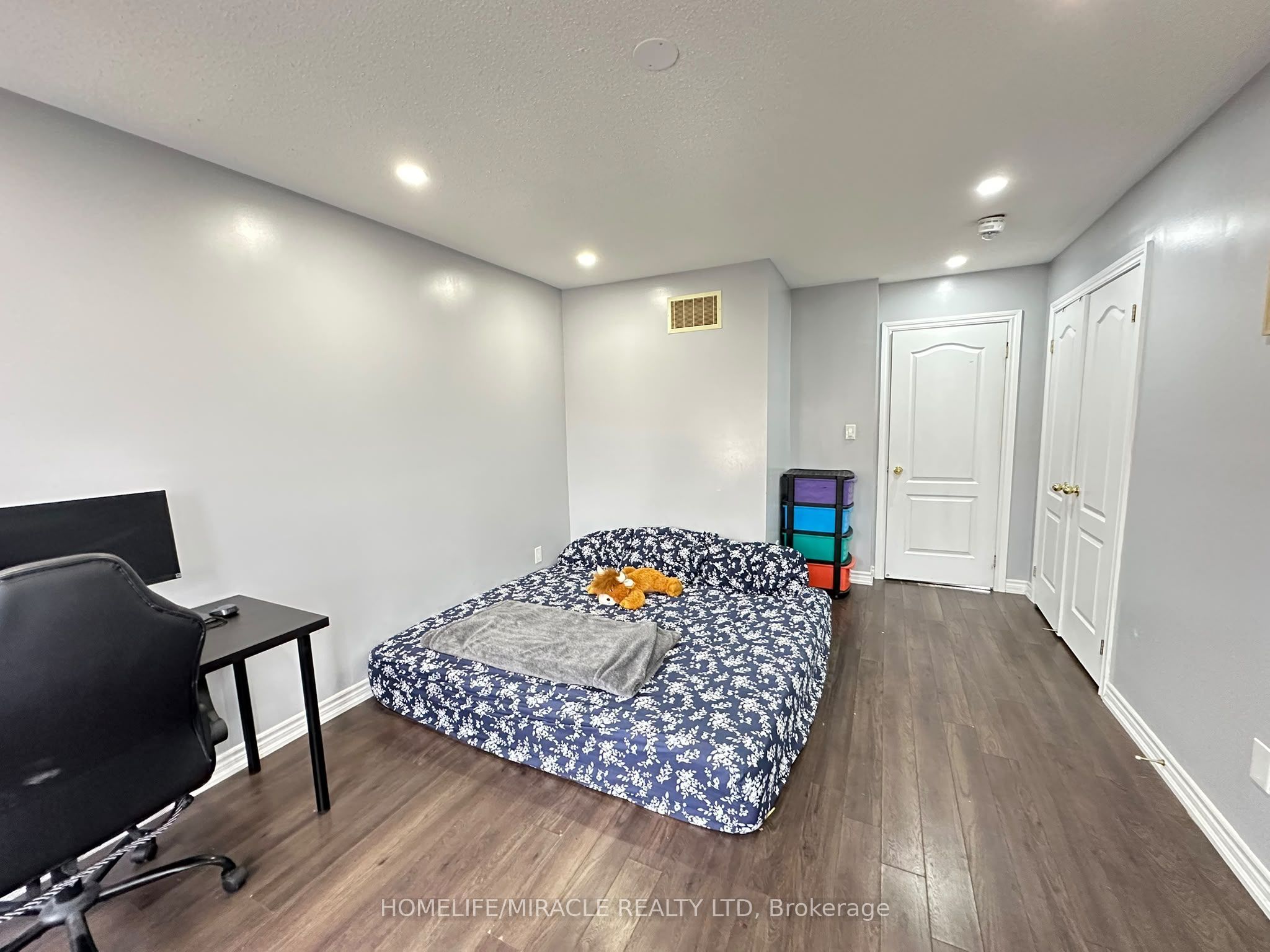 22 Hobart Gardens Property Photo 15