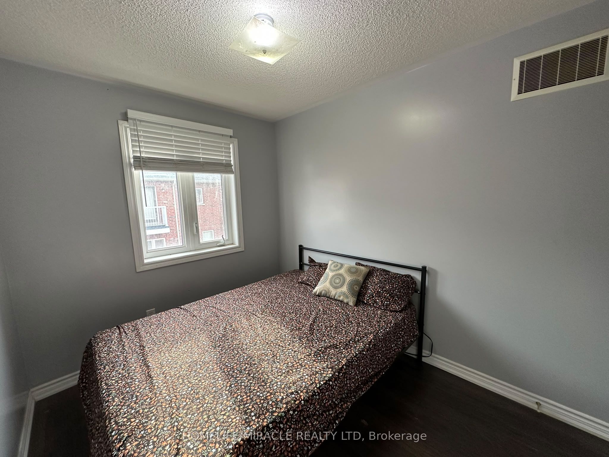22 Hobart Gardens Property Photo 18