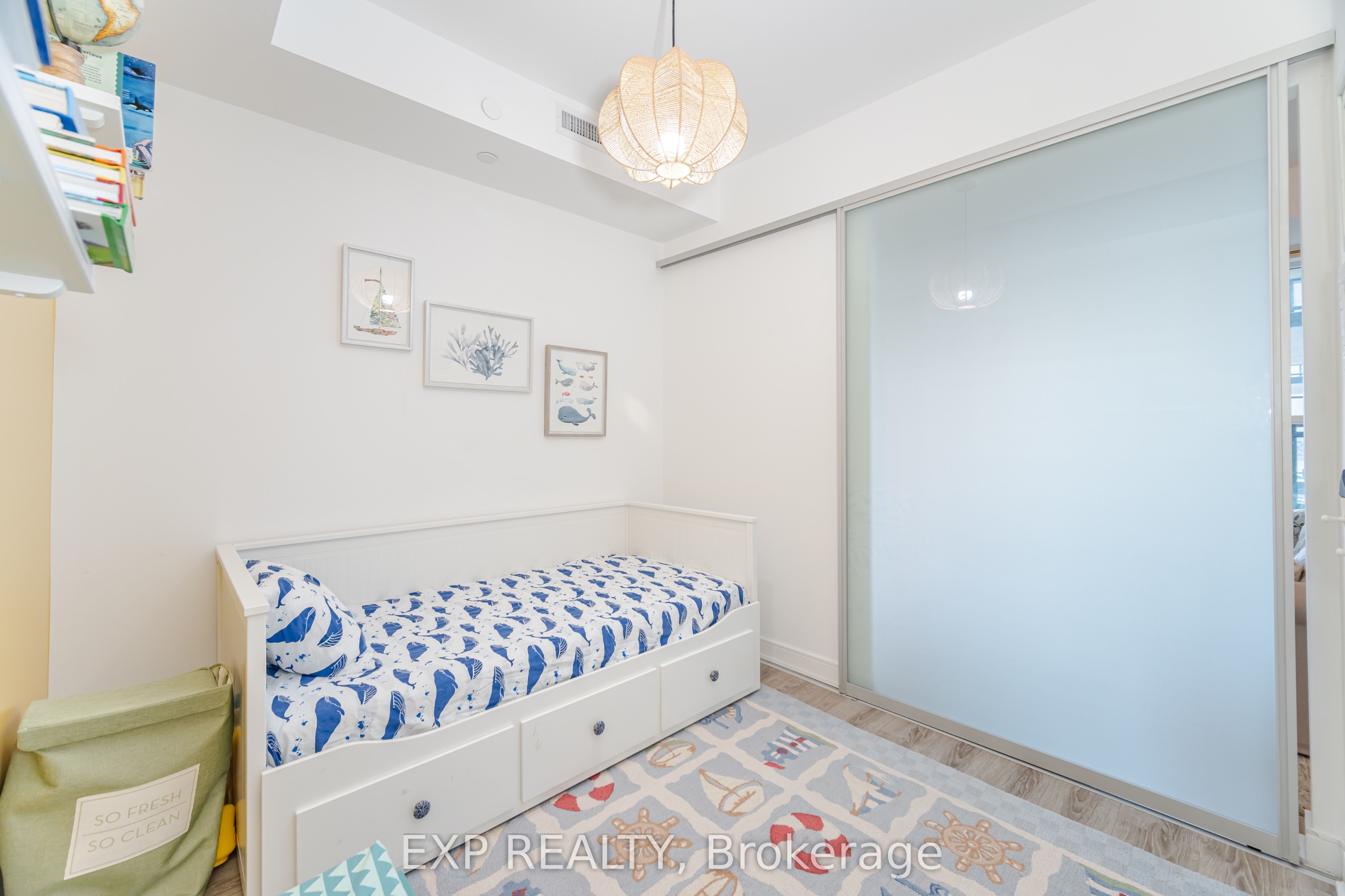 25 Neighbourhood Lane 812 Property Photo 24