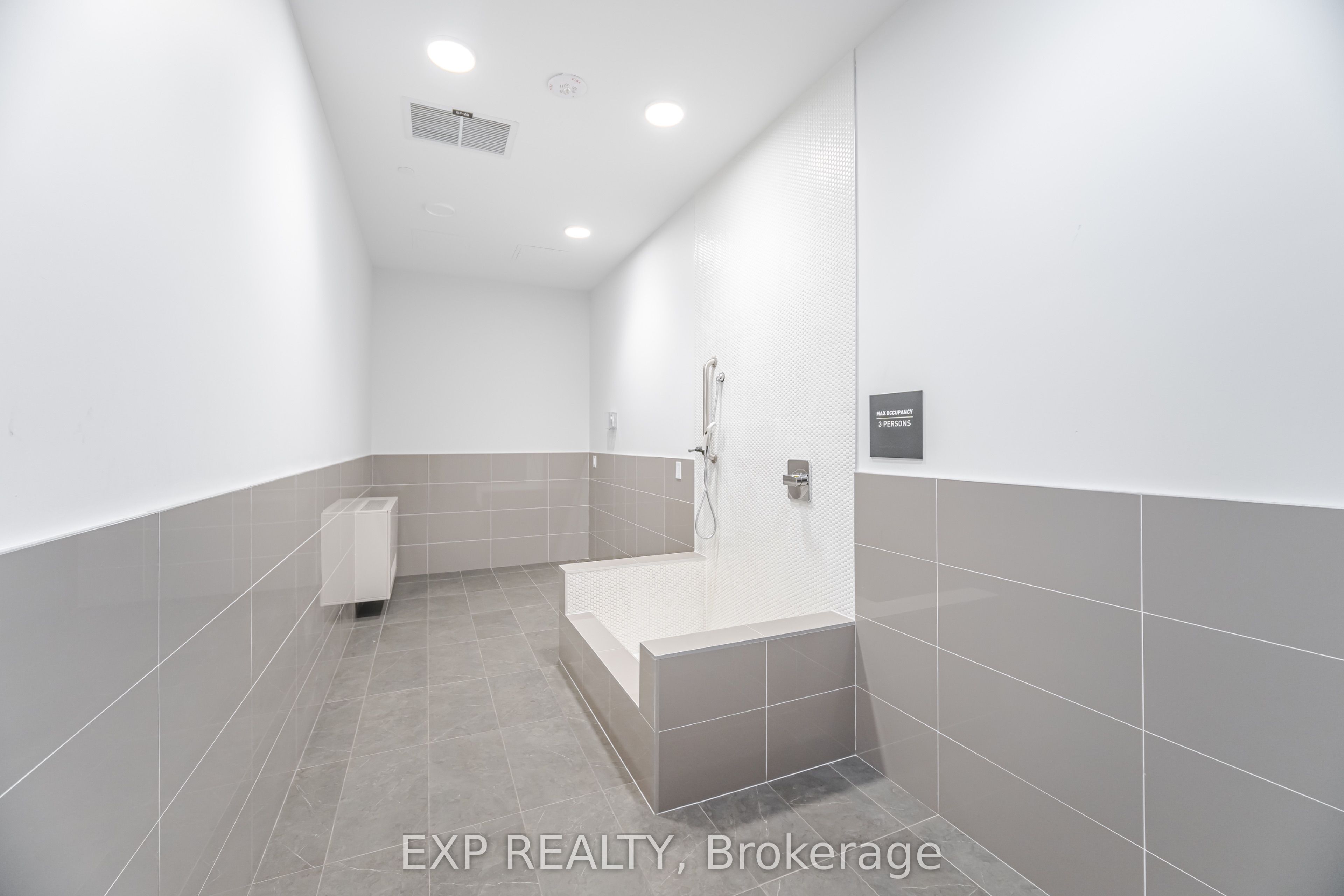 25 Neighbourhood Lane 812 Property Photo 44