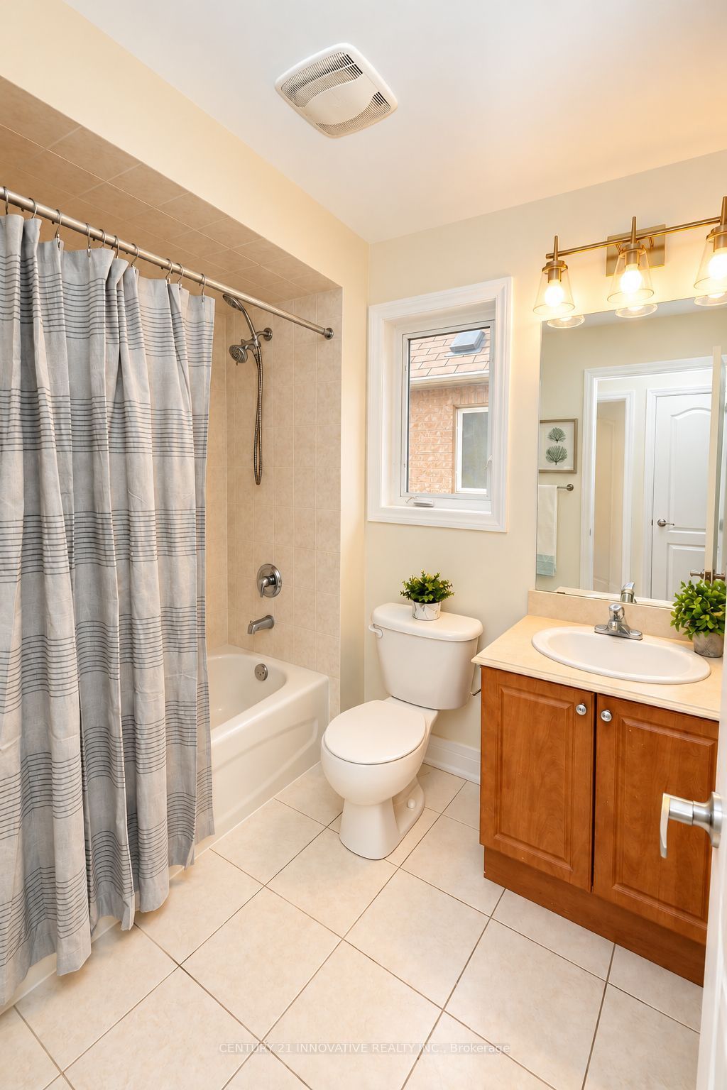 5151 Oscar Peterson Boulevard Property Photo 23