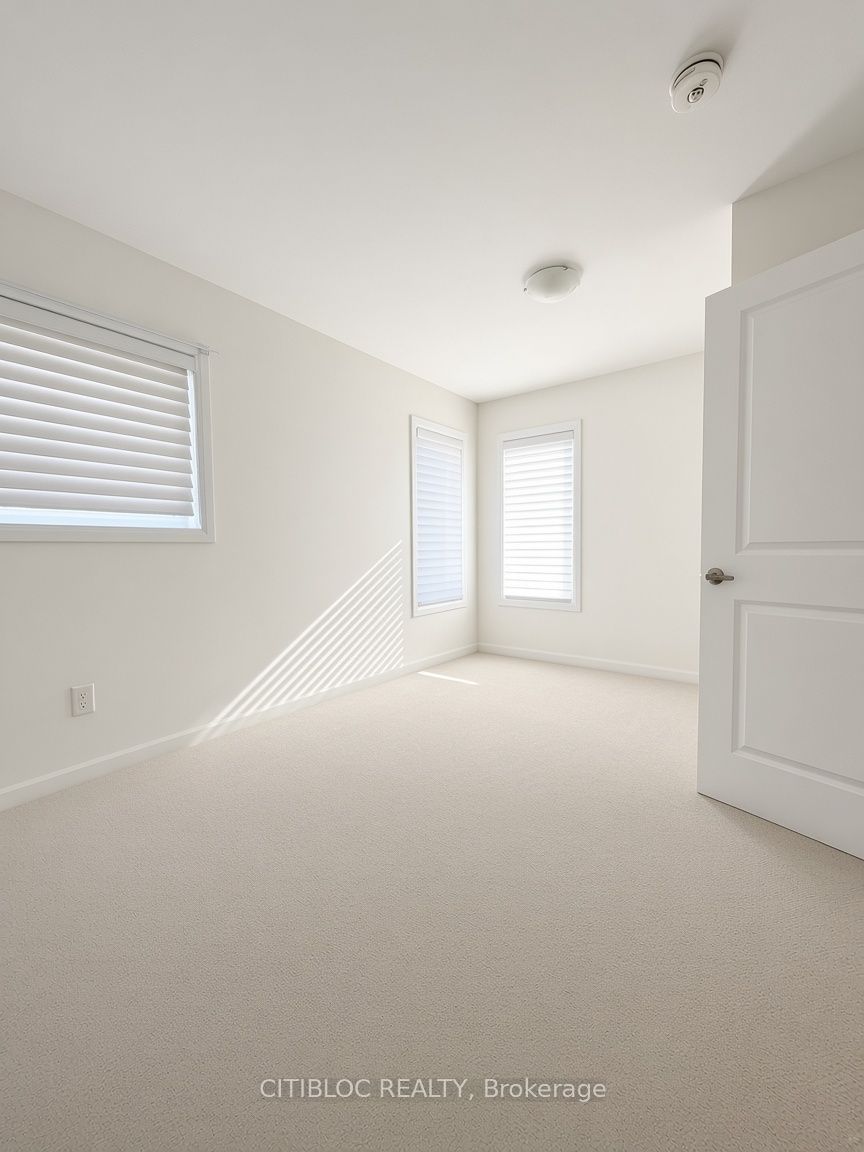 22 Sarah Jackson Crescent Property Photo 10