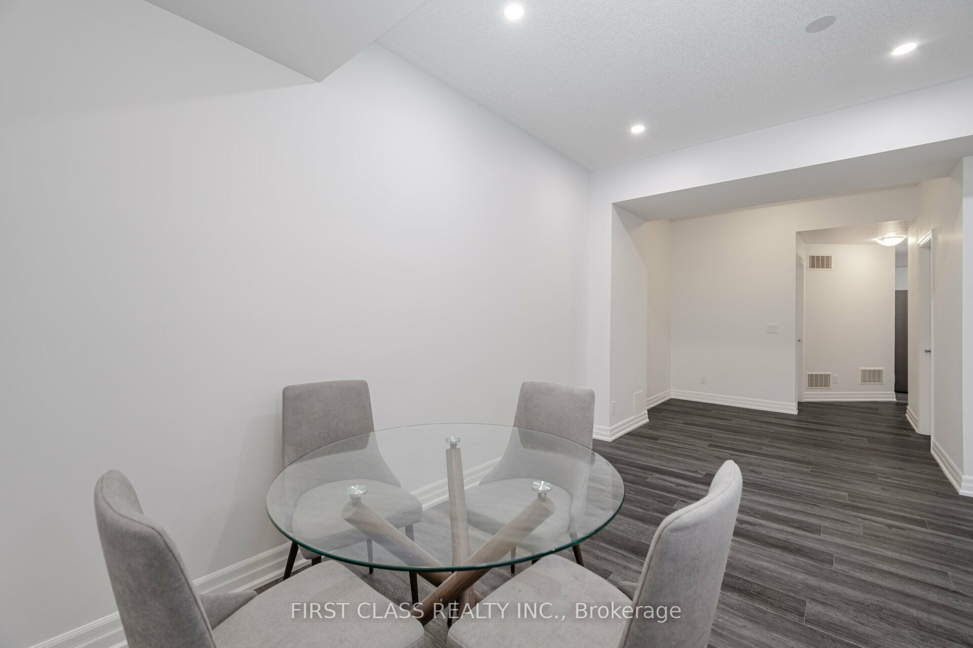 146 Rising Hill Ridge W Property Photo 14