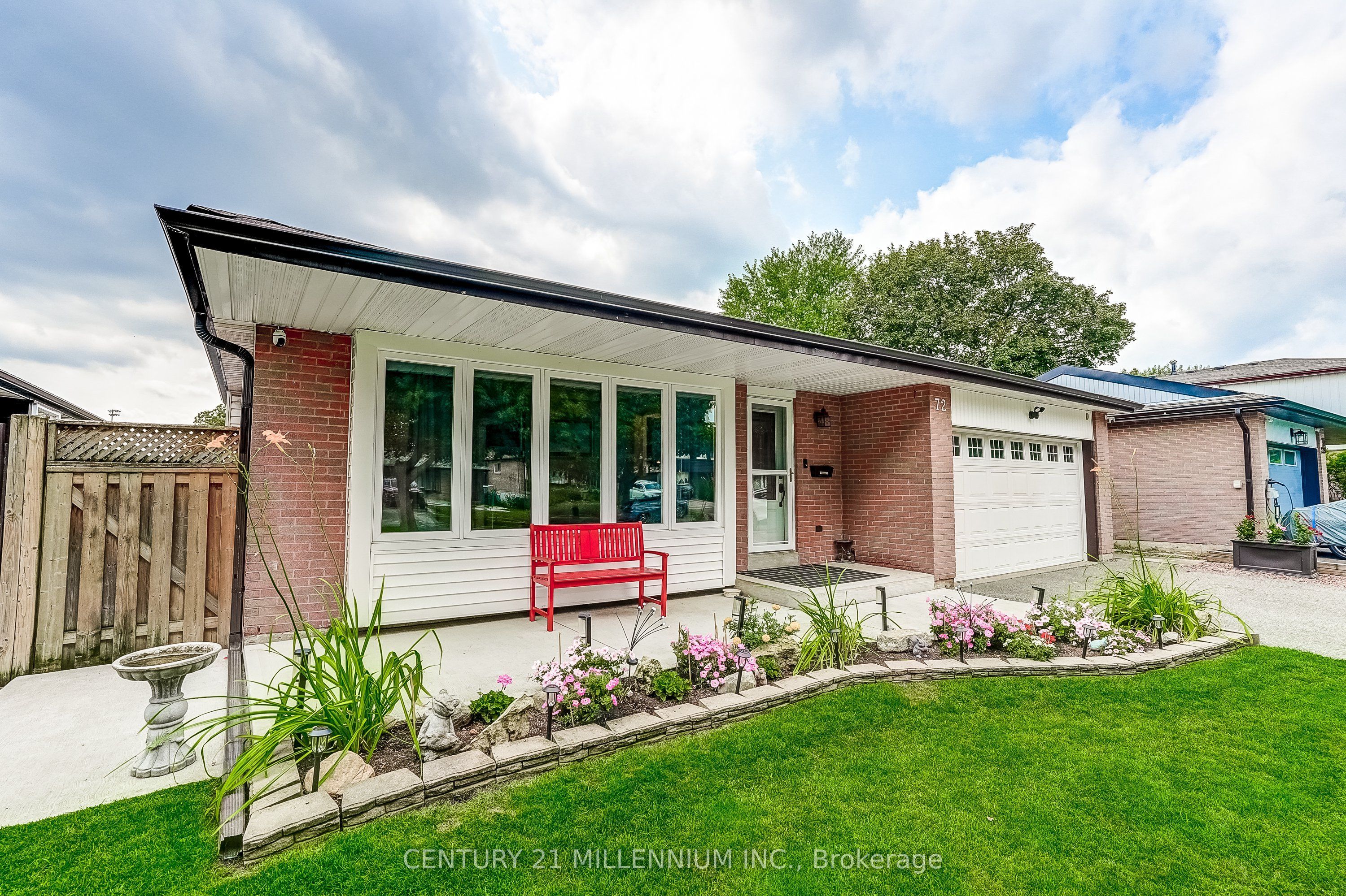 72 Glebe Crescent Property Photo 3