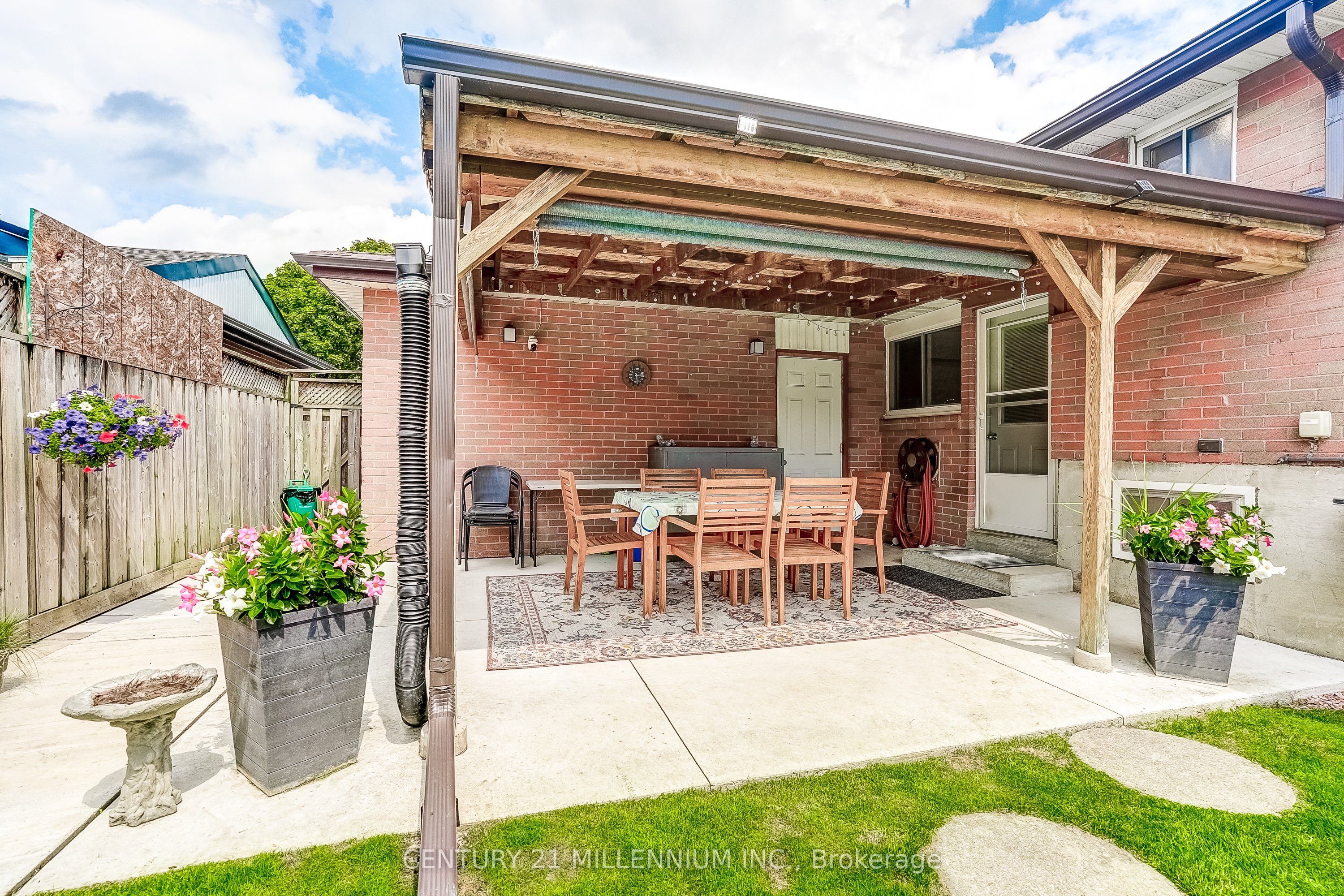 72 Glebe Crescent Property Photo 35