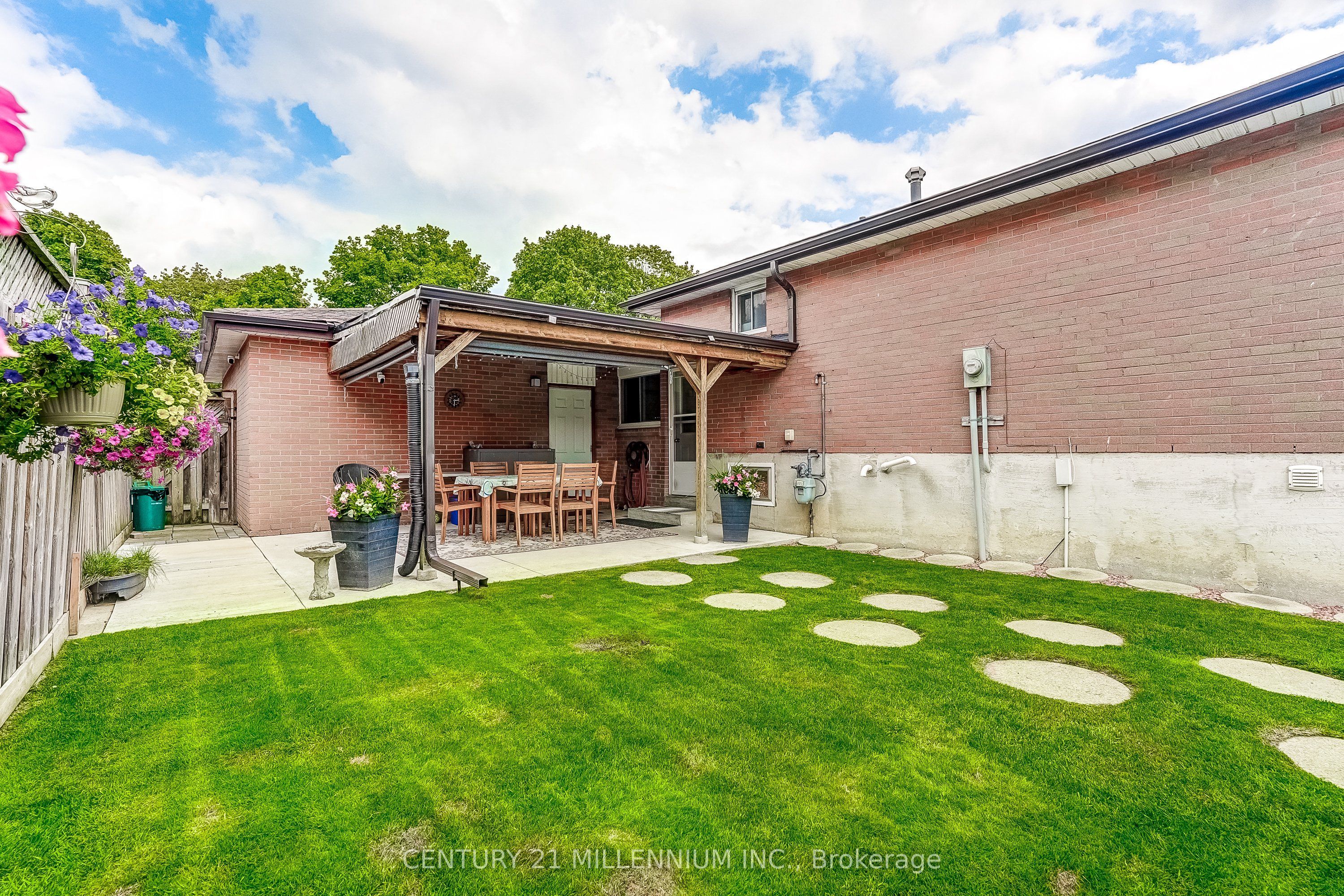 72 Glebe Crescent Property Photo 37