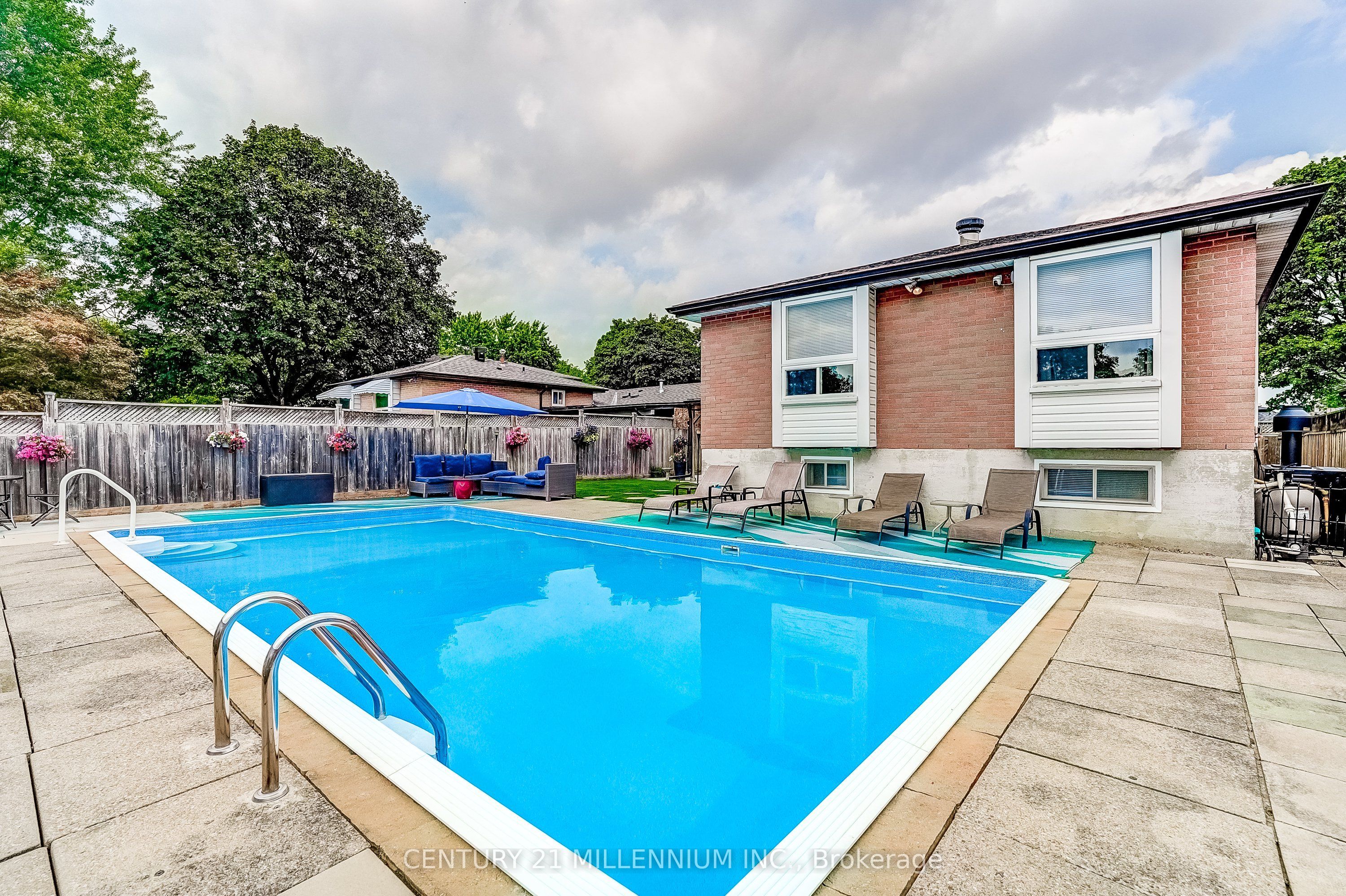 72 Glebe Crescent Property Photo 40