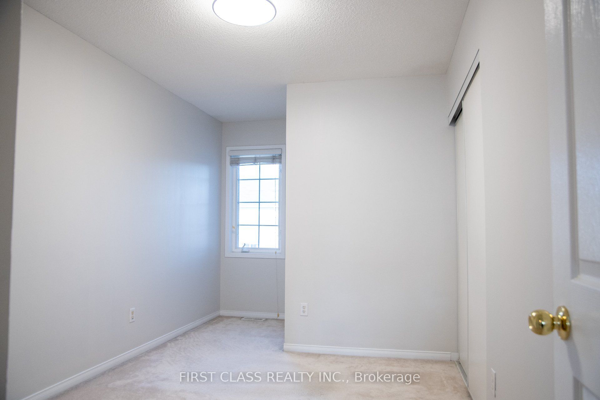 7224 Deanlee Court Property Photo 11