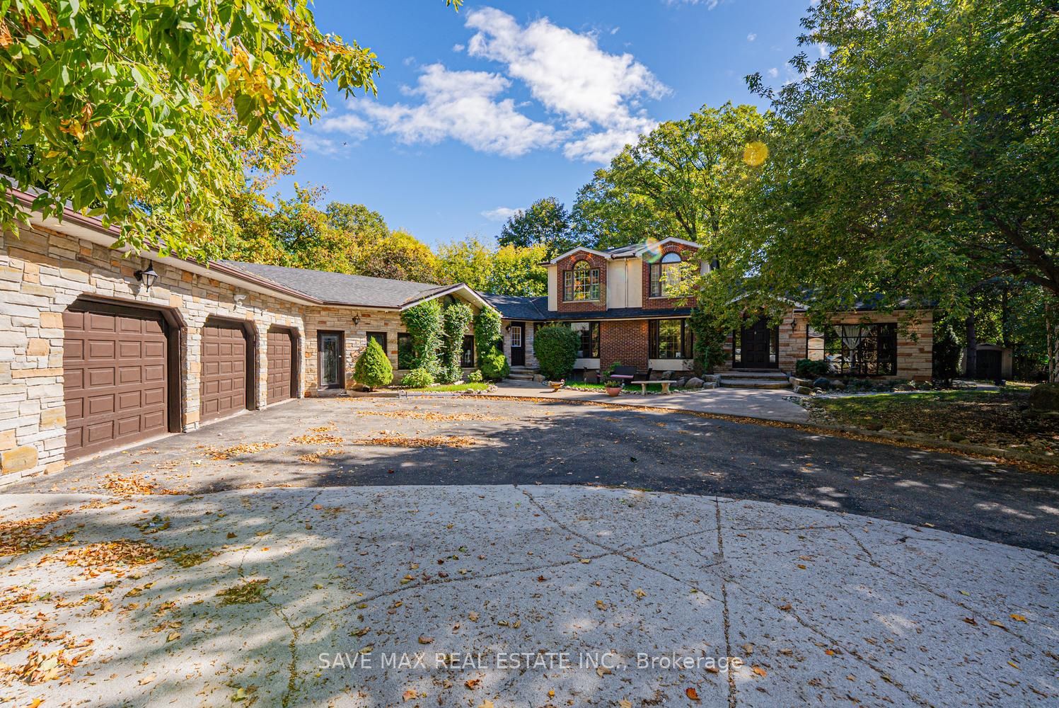 1215 Martins Boulevard Property Photo 3
