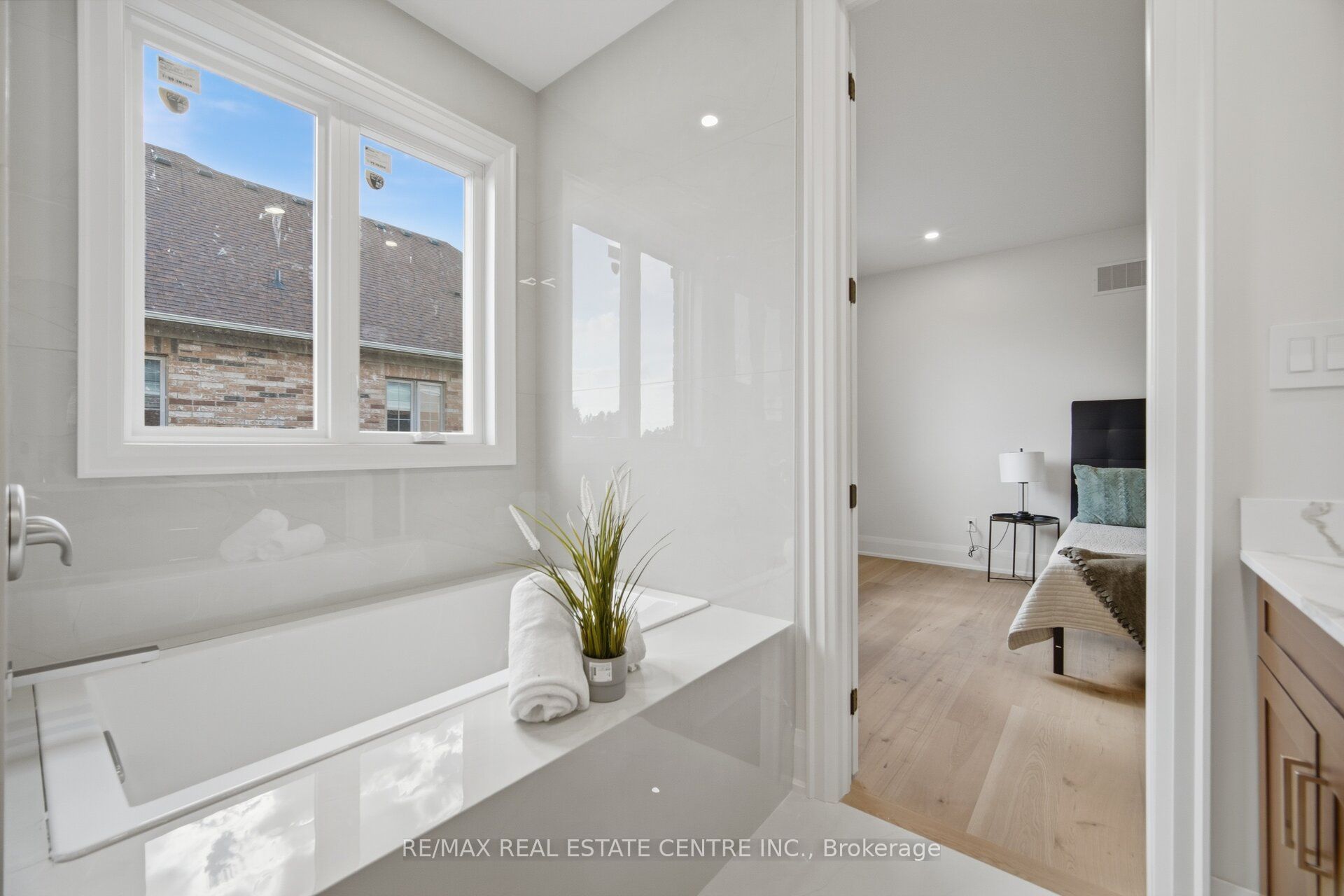 4 Calstock Place Property Photo 23