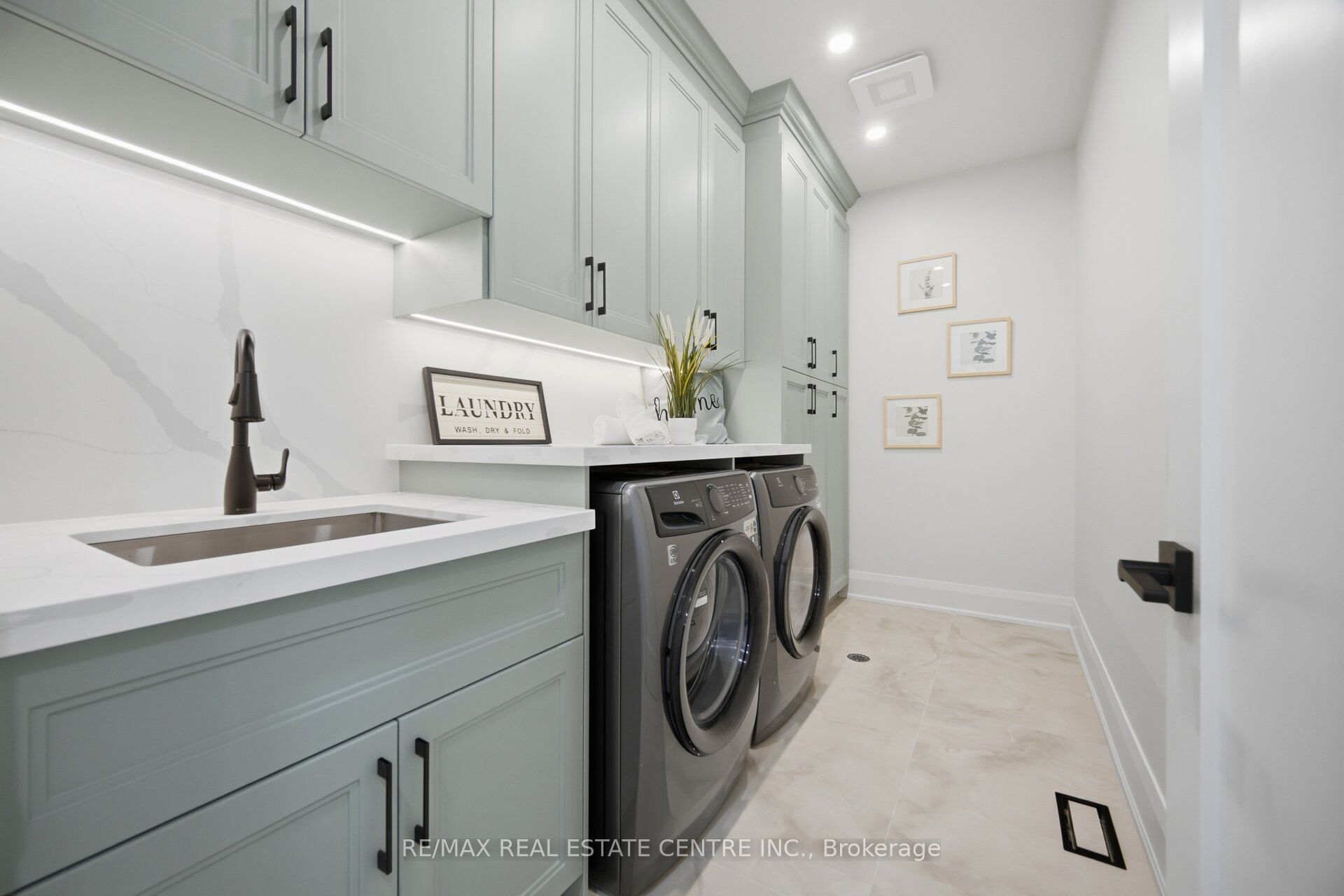 4 Calstock Place Property Photo 30