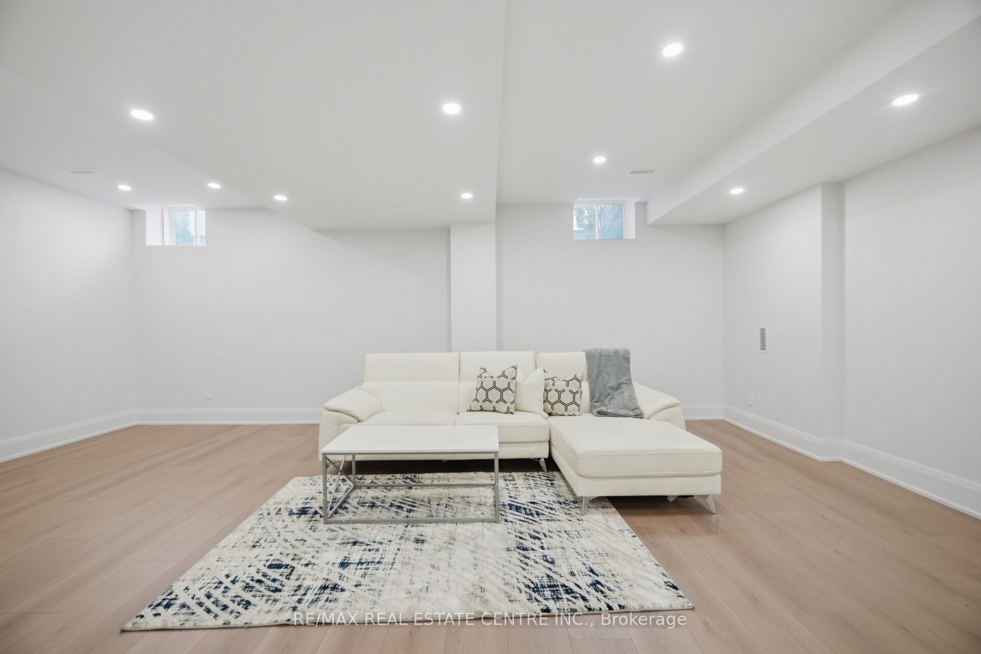 4 Calstock Place Property Photo 35