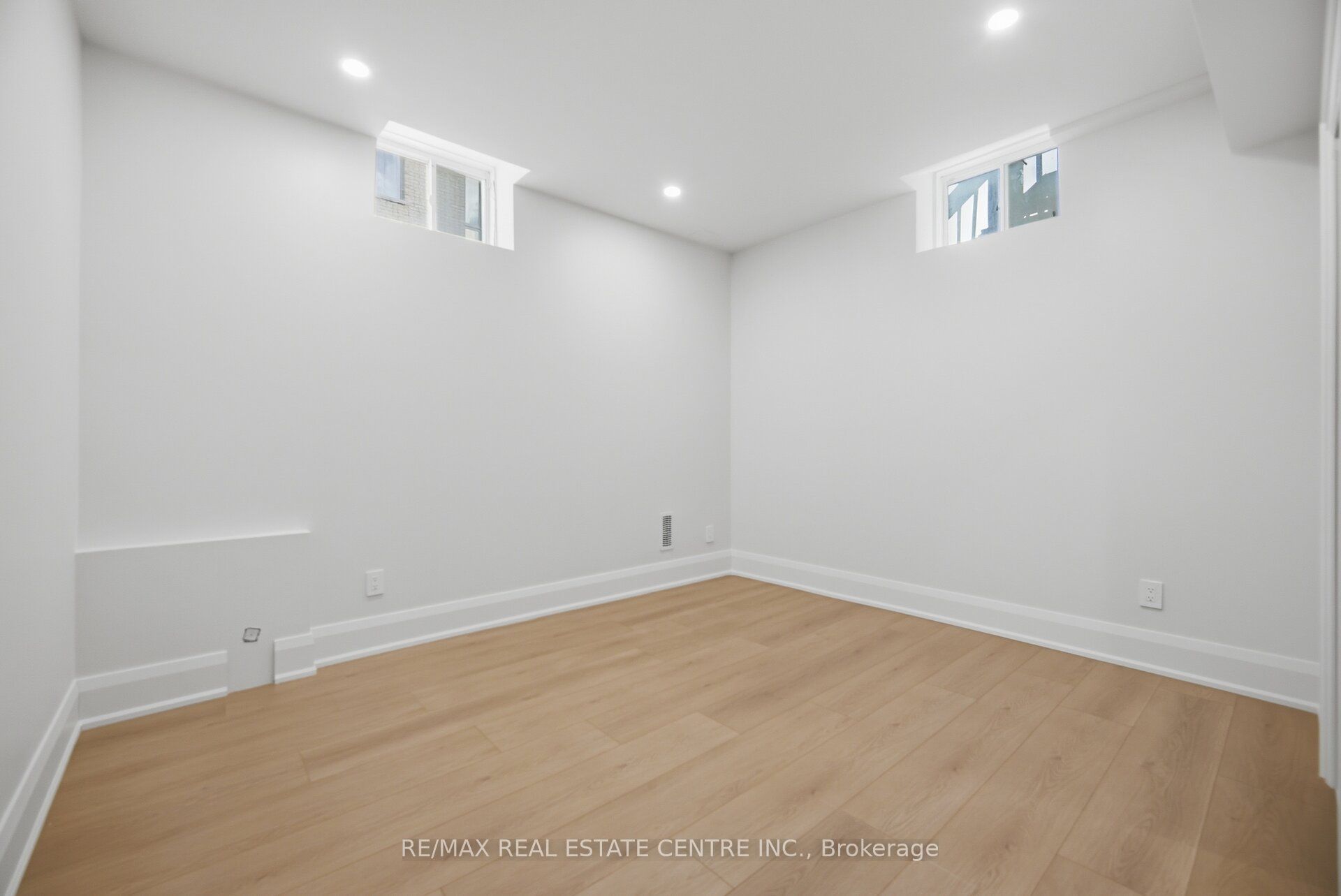 4 Calstock Place Property Photo 42