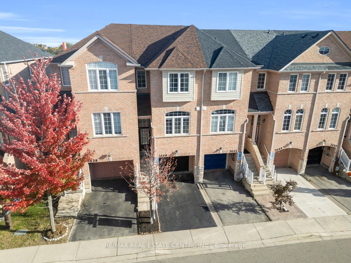3440 Redpath Circle Property Photo 1