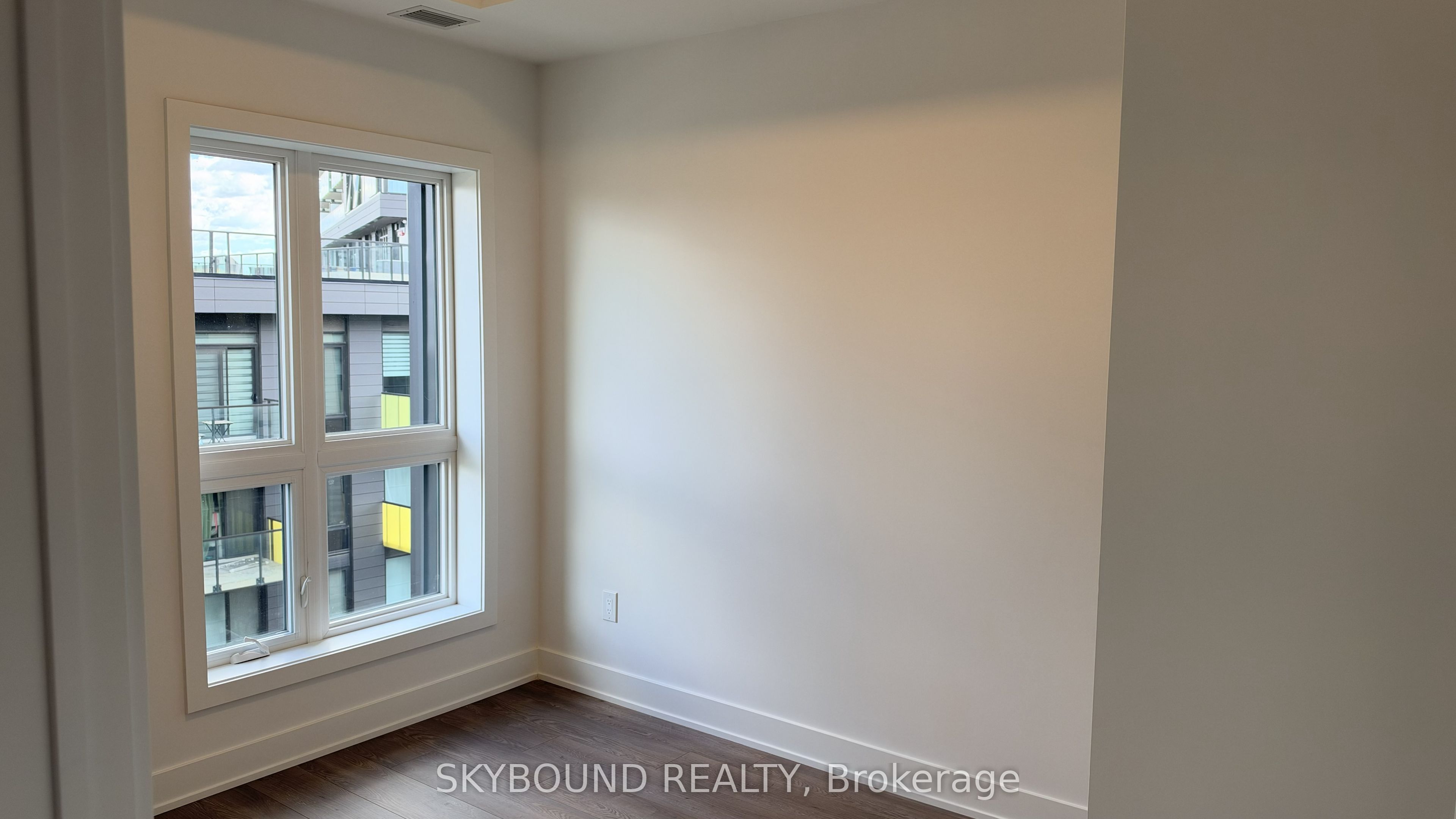 3008 William Cutmore Boulevard 711 Property Photo 16