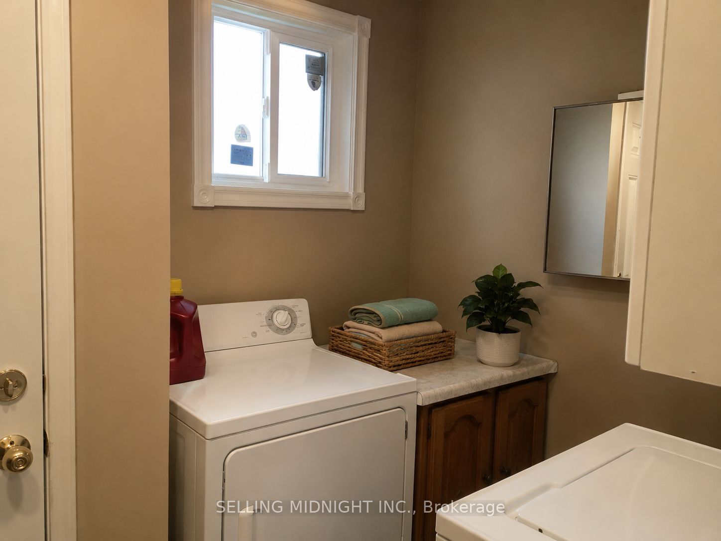 441 Rutherford Road N Room Property Photo 11
