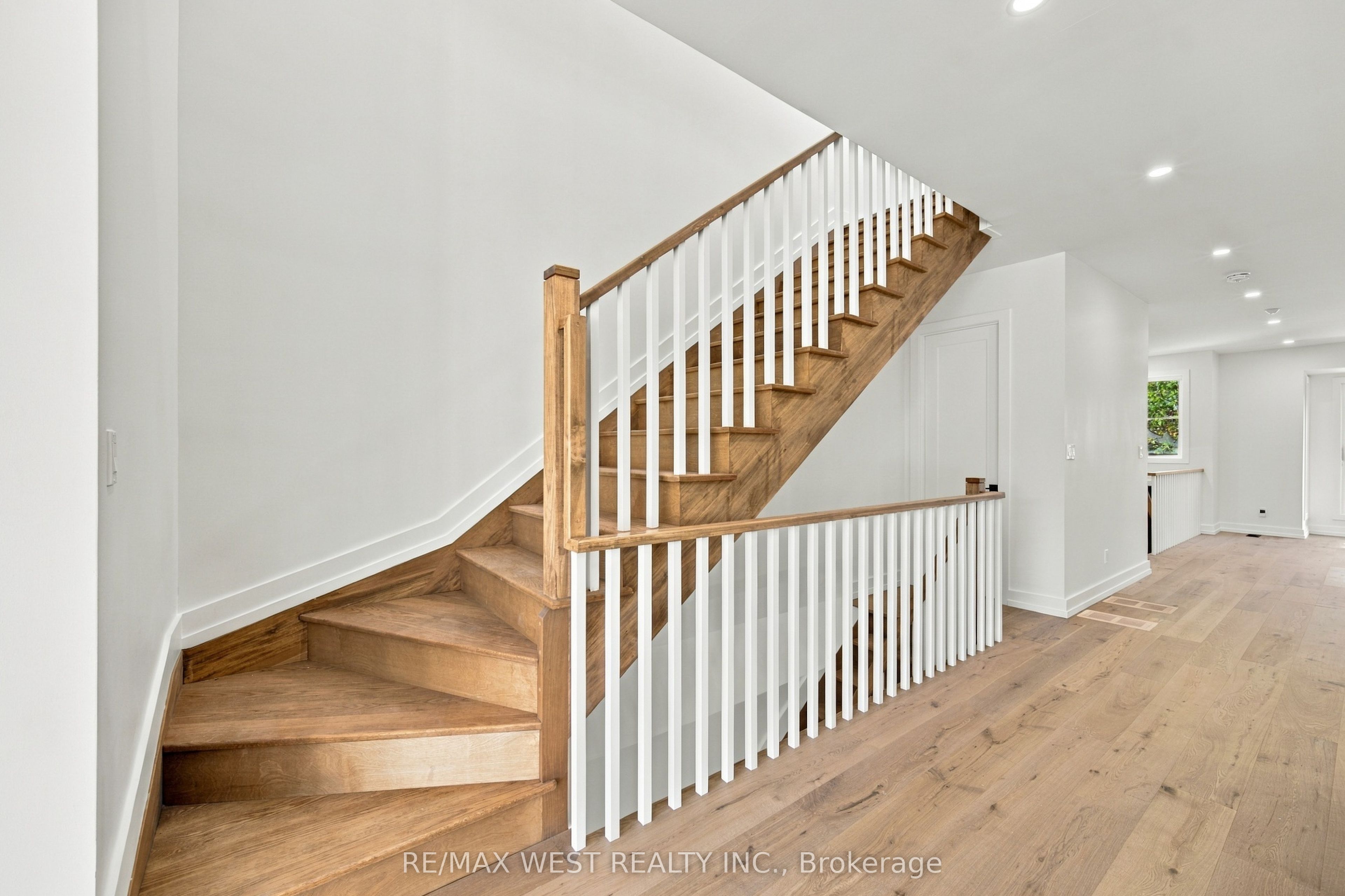 157 Aldercrest Avenue Property Photo 27