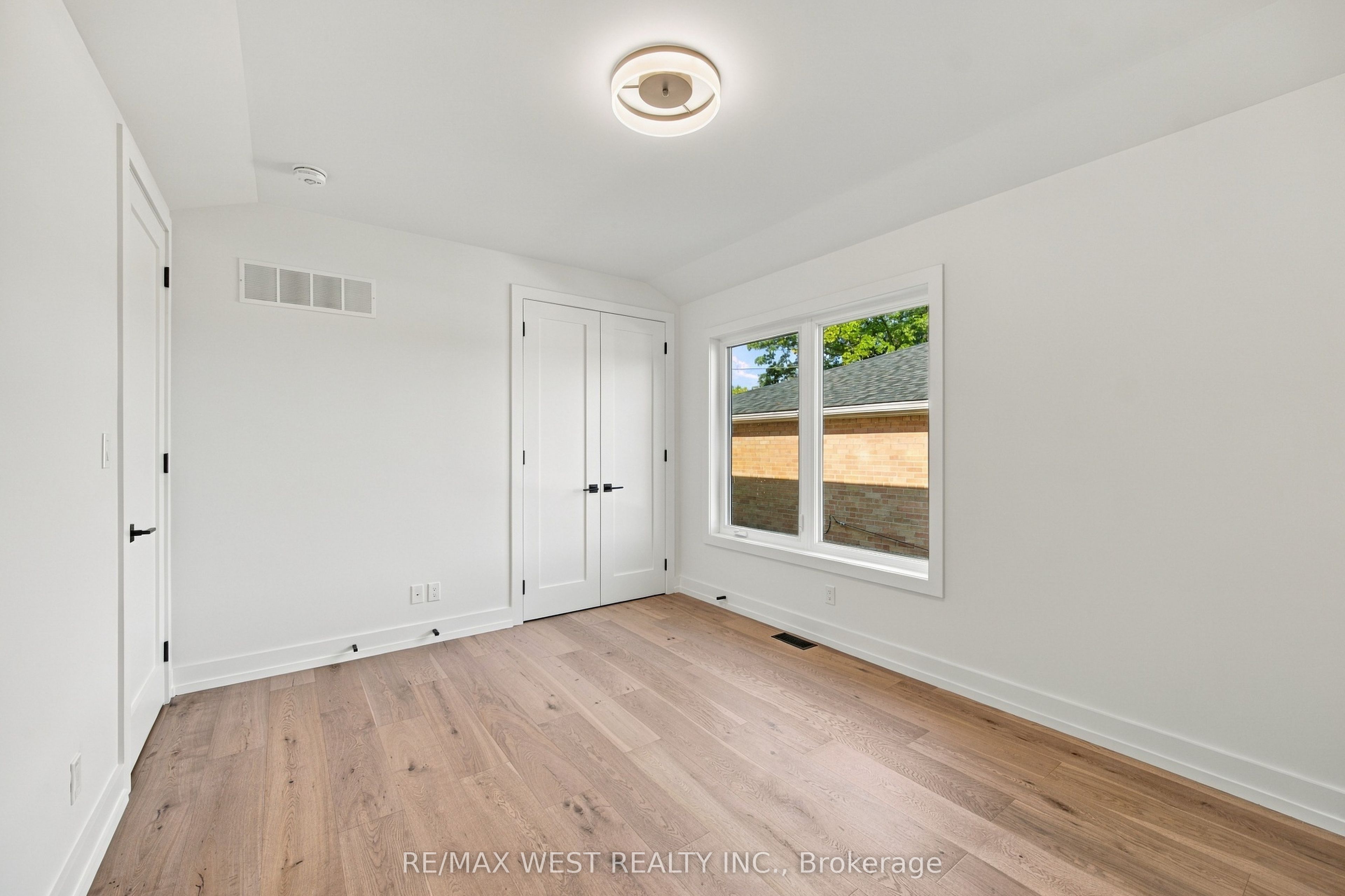 157 Aldercrest Avenue Property Photo 33