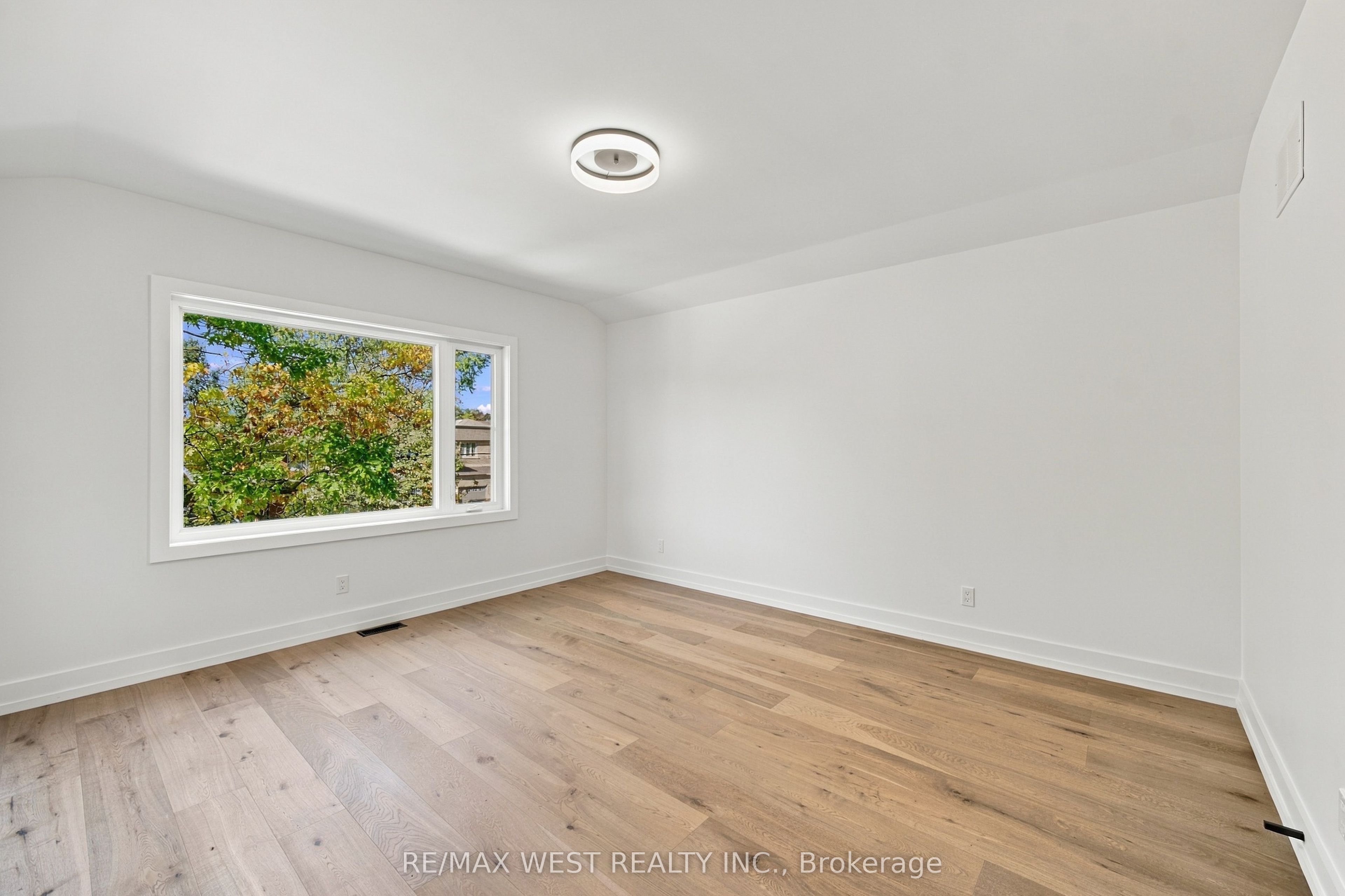 157 Aldercrest Avenue Property Photo 35