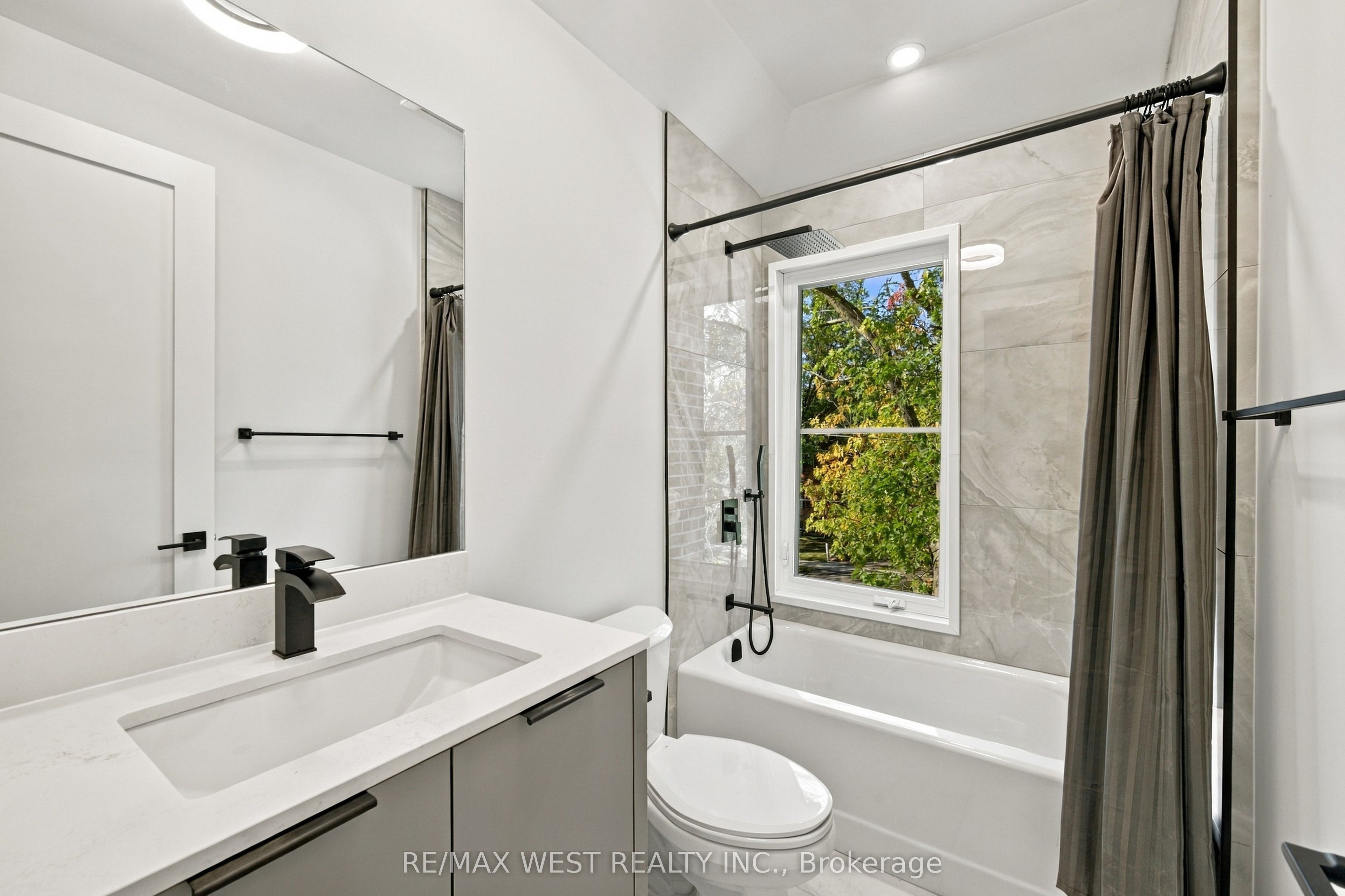 157 Aldercrest Avenue Property Photo 37