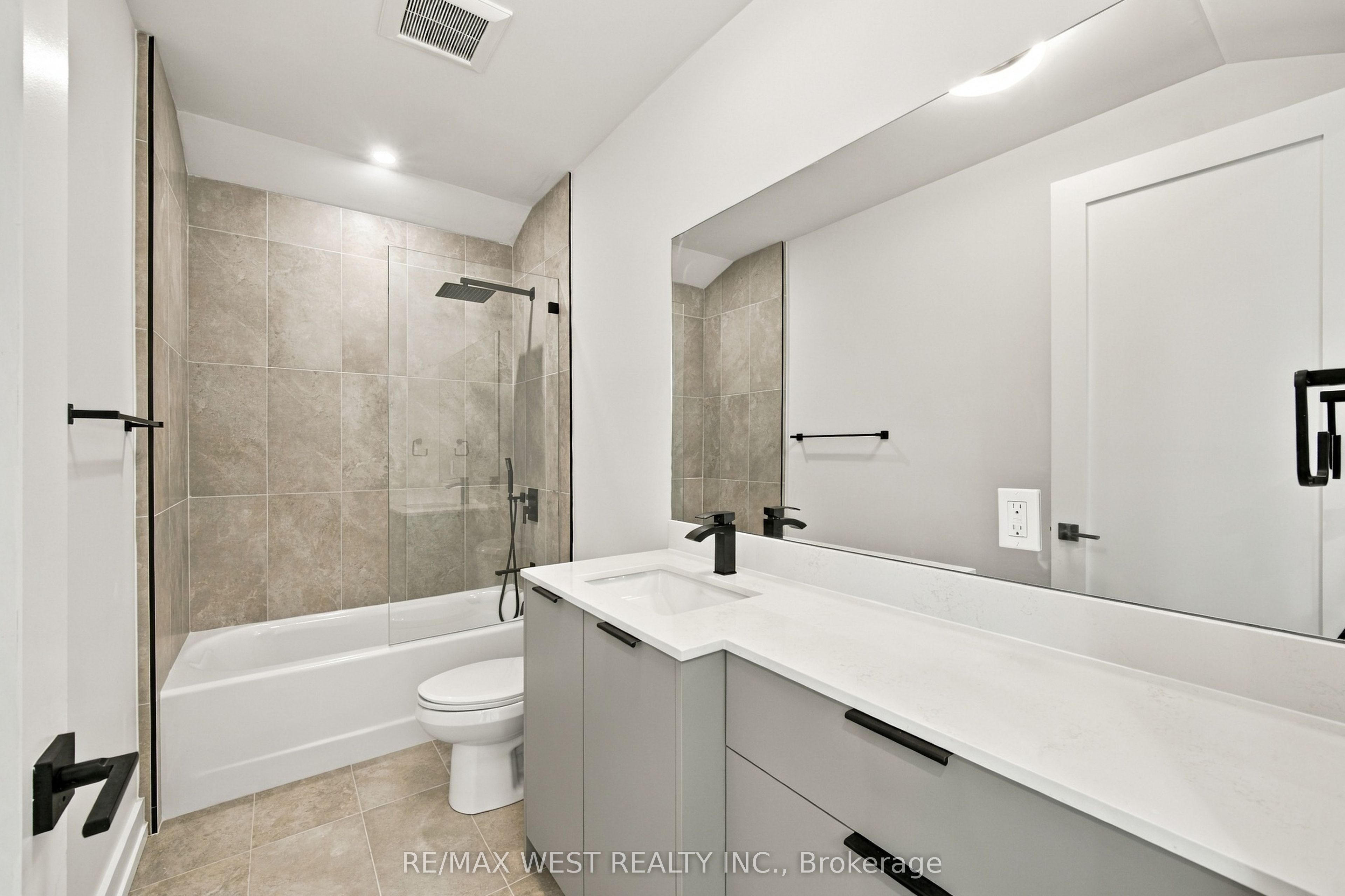 157 Aldercrest Avenue Property Photo 38