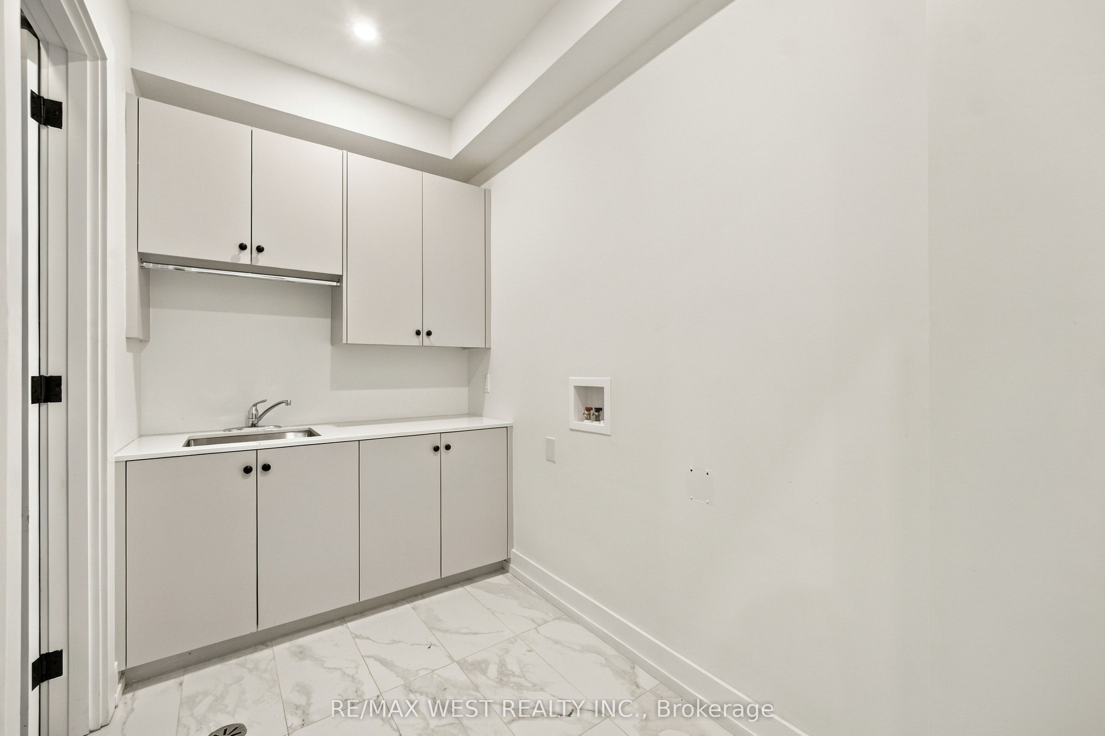 157 Aldercrest Avenue Property Photo 43