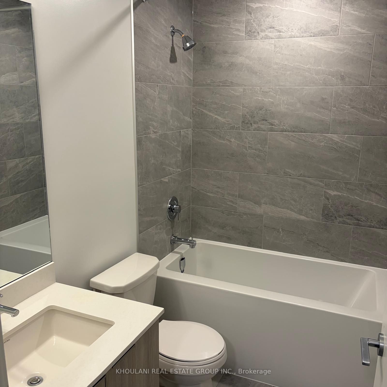 395 Square One Drive 4808 Property Photo 15