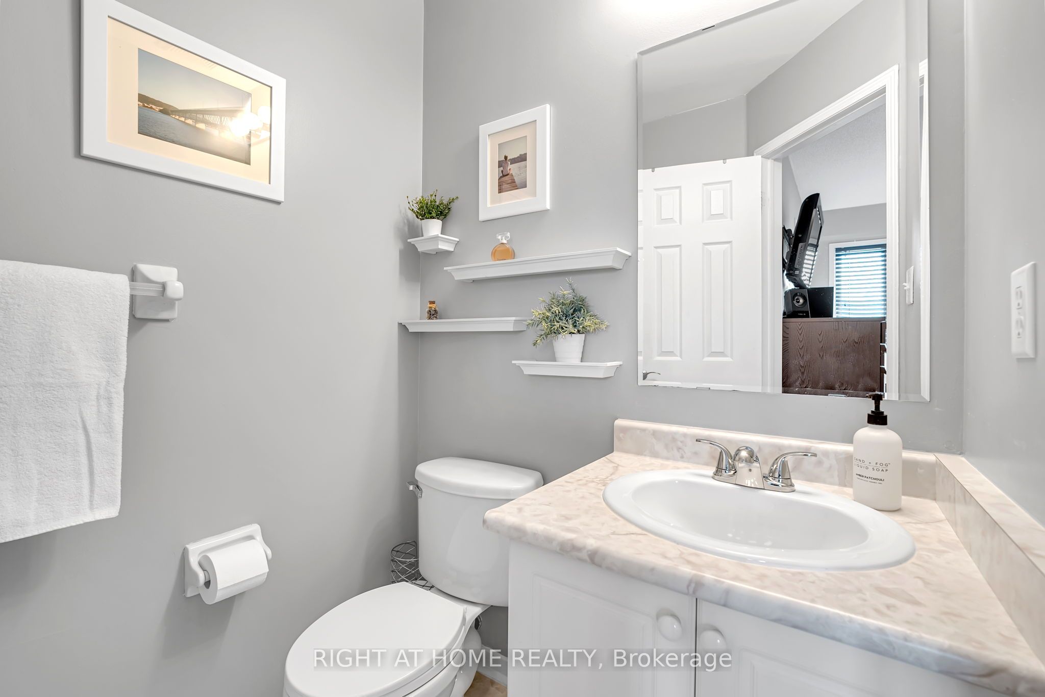 3370 Redpath Circle Property Photo 27
